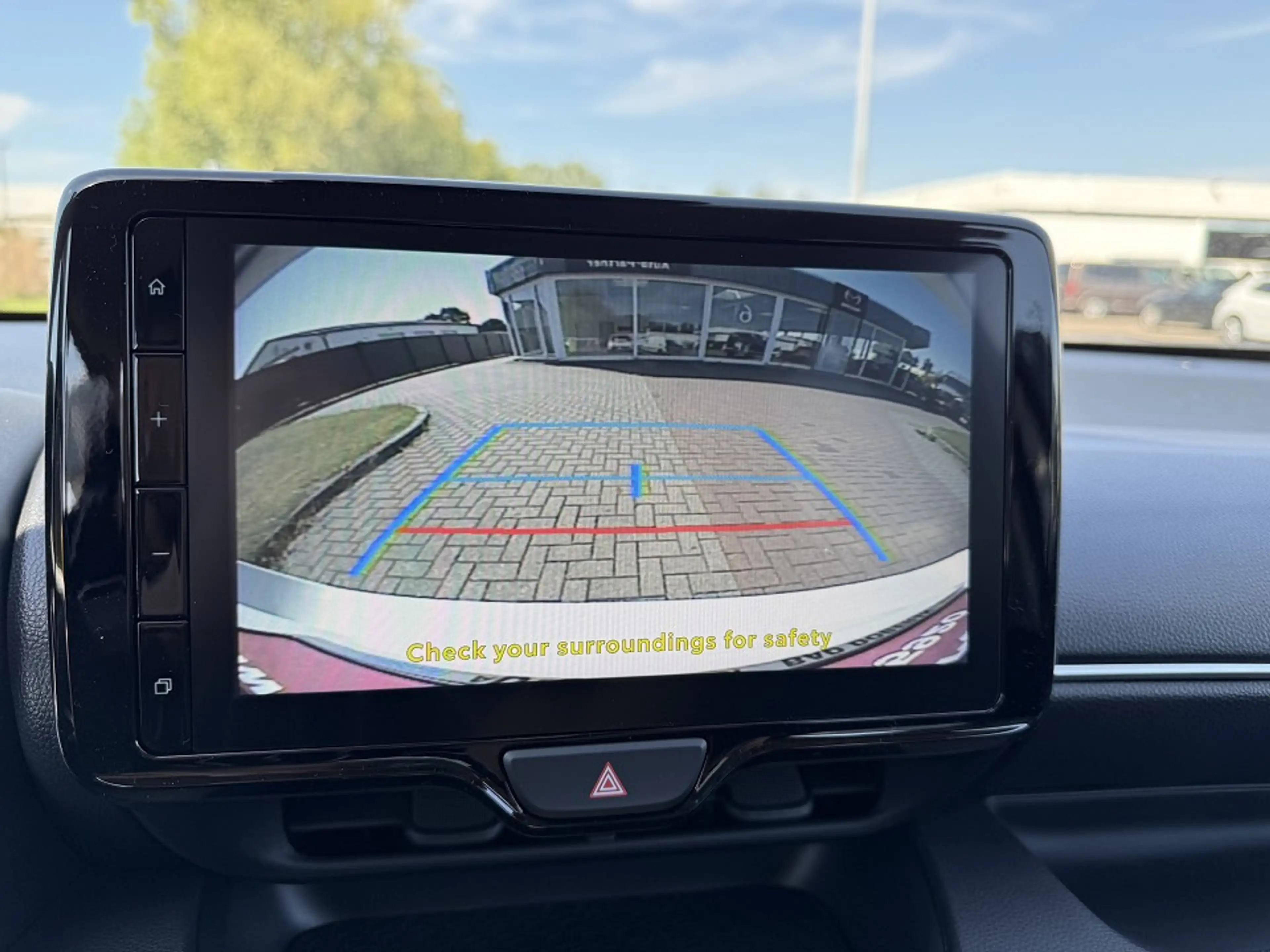 Mazda 2 Hybrid 1.5L Hybrid VVT-i 116 Centre-Line — photo 13