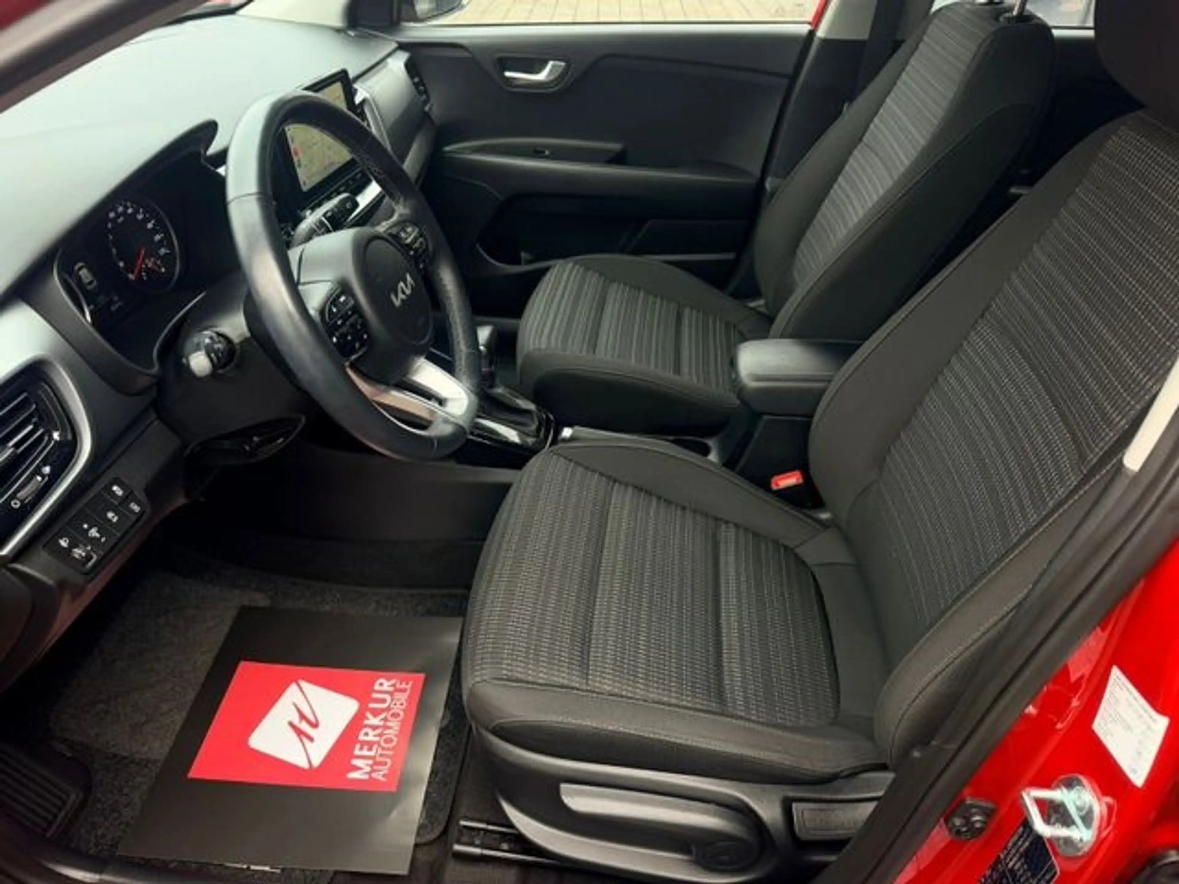 Kia Stonic 1.0 T-GDI 100 DCT7+Klimaaut.+SHZ+Kam+PDC — photo 12