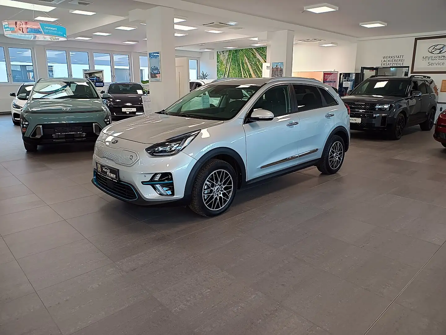 Kia e-Niro Niro EV 64kWh long Range Gold *Navi*Klima*Sitzh... Silber - 2