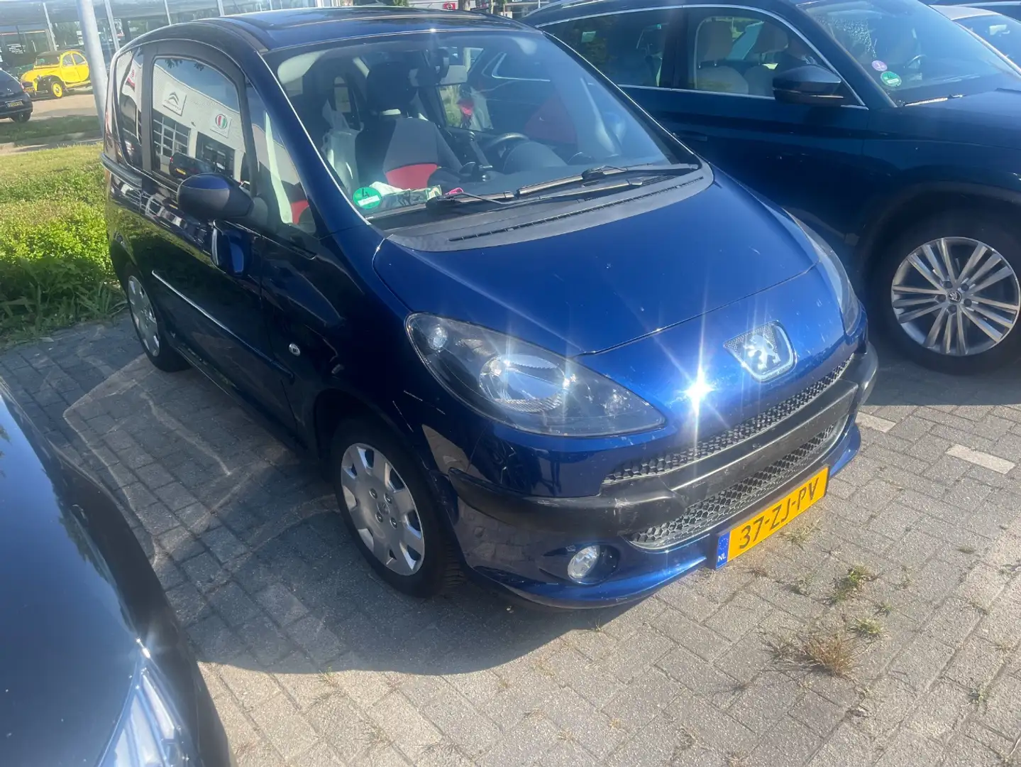 Peugeot 1007 1.6-16V 108 pk Sporty Automaat. | Airco (handmatig Blauw - 2