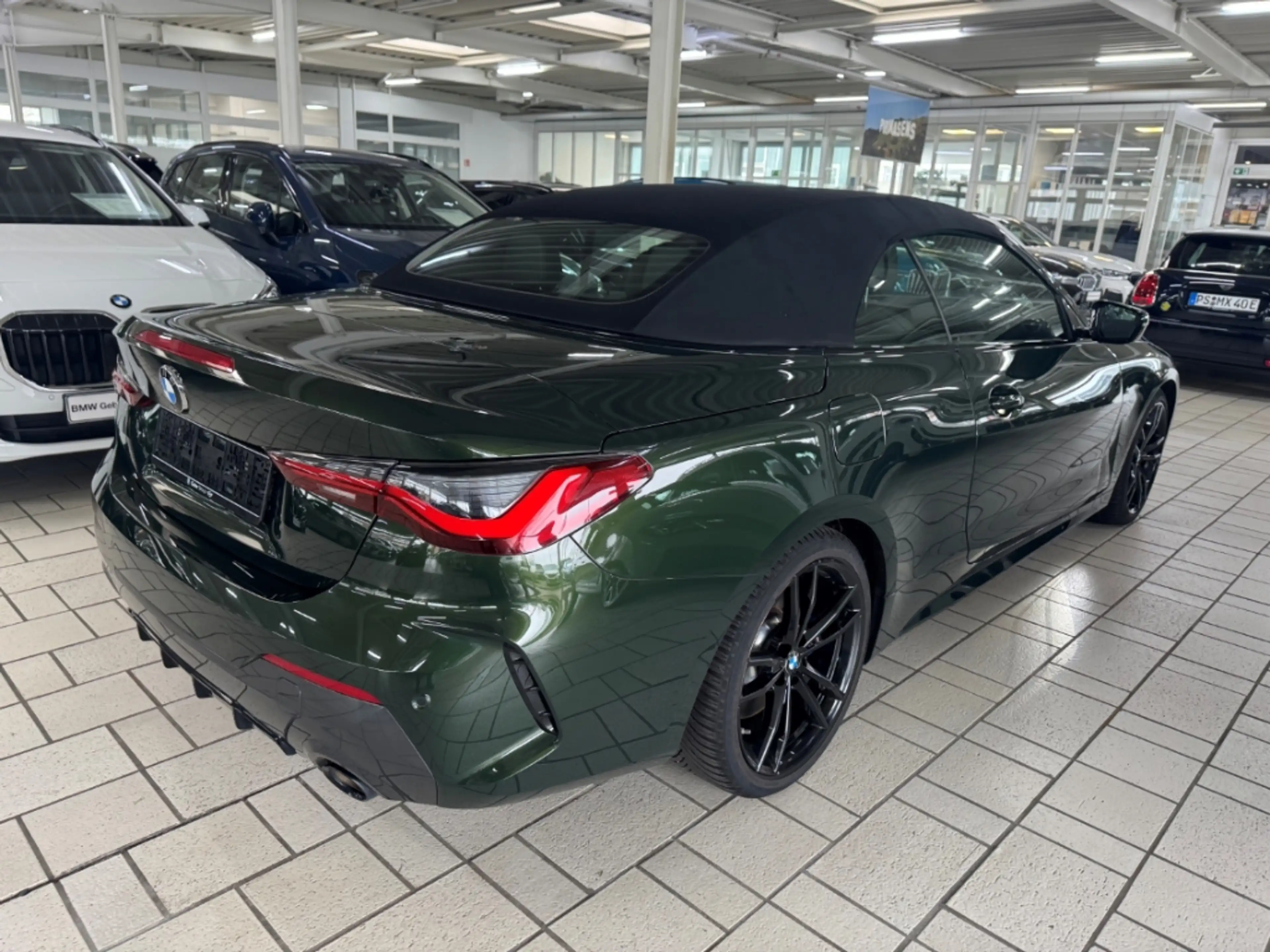 BMW 420 iA Cabrio Sportpaket Navi Leder Digitales Cockpit — photo 3