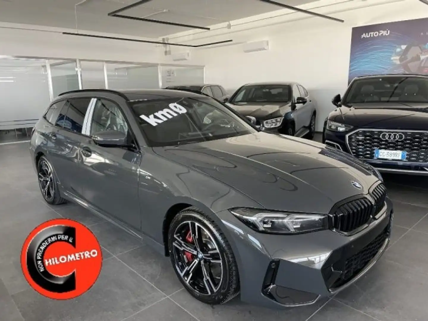 BMW 320 2.0 D 190 CV Touring M-Sport Pro KM0 MY25 Grau - 1