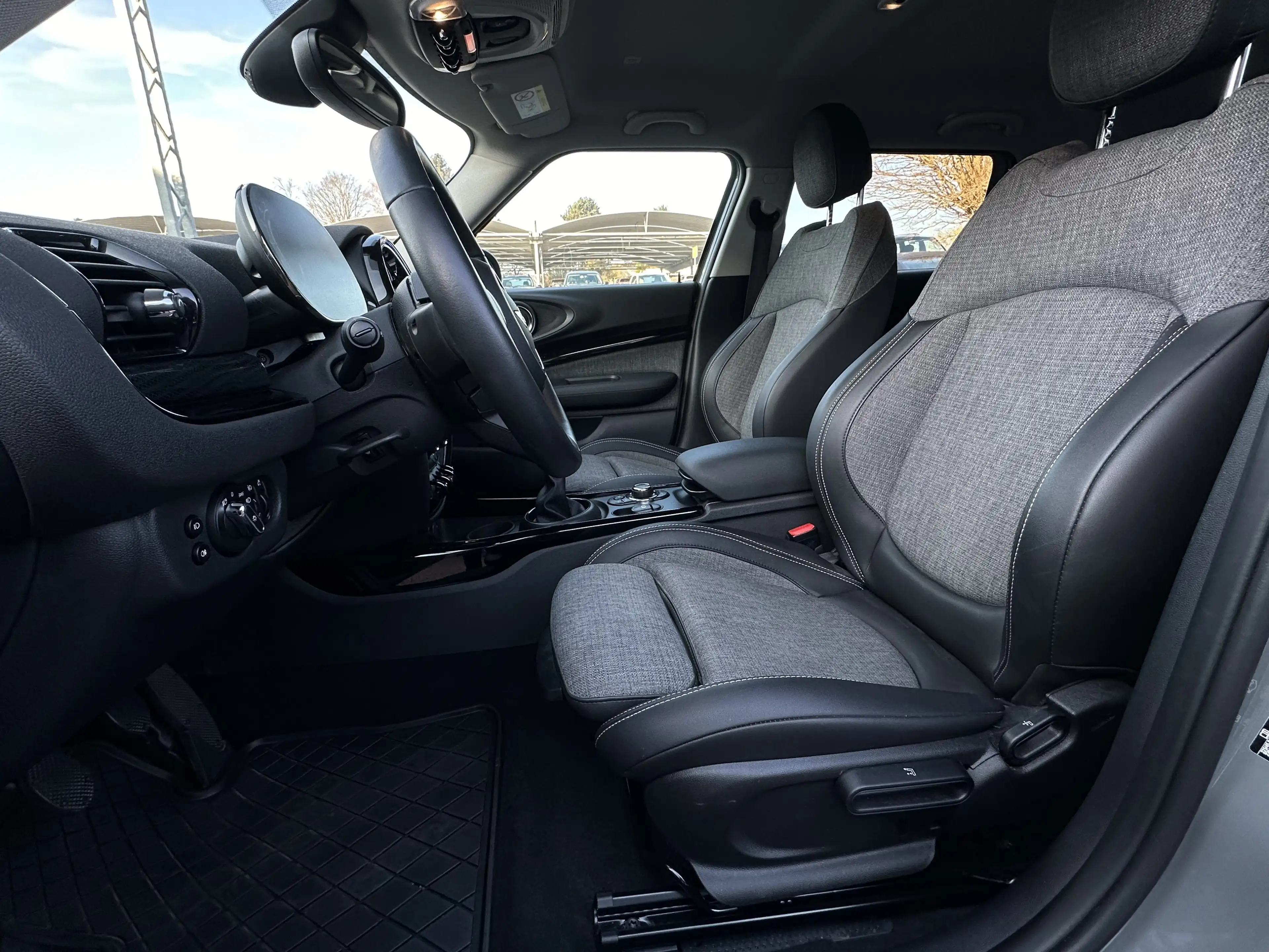 MINI Cooper Clubman 1.5 Classic Trim Navi CarPlay LED SHZ — photo 10