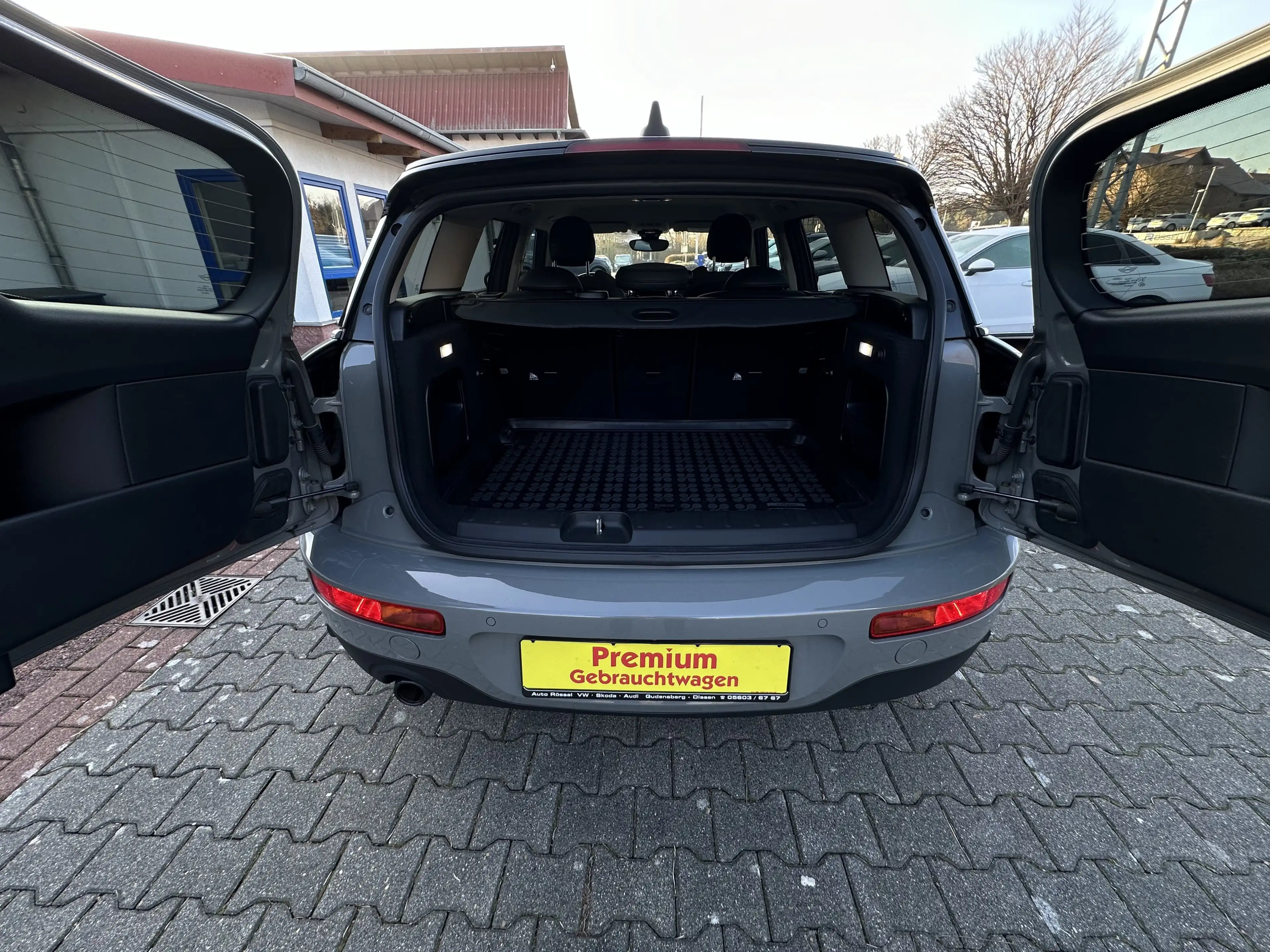 MINI Cooper Clubman 1.5 Classic Trim Navi CarPlay LED SHZ — photo 7