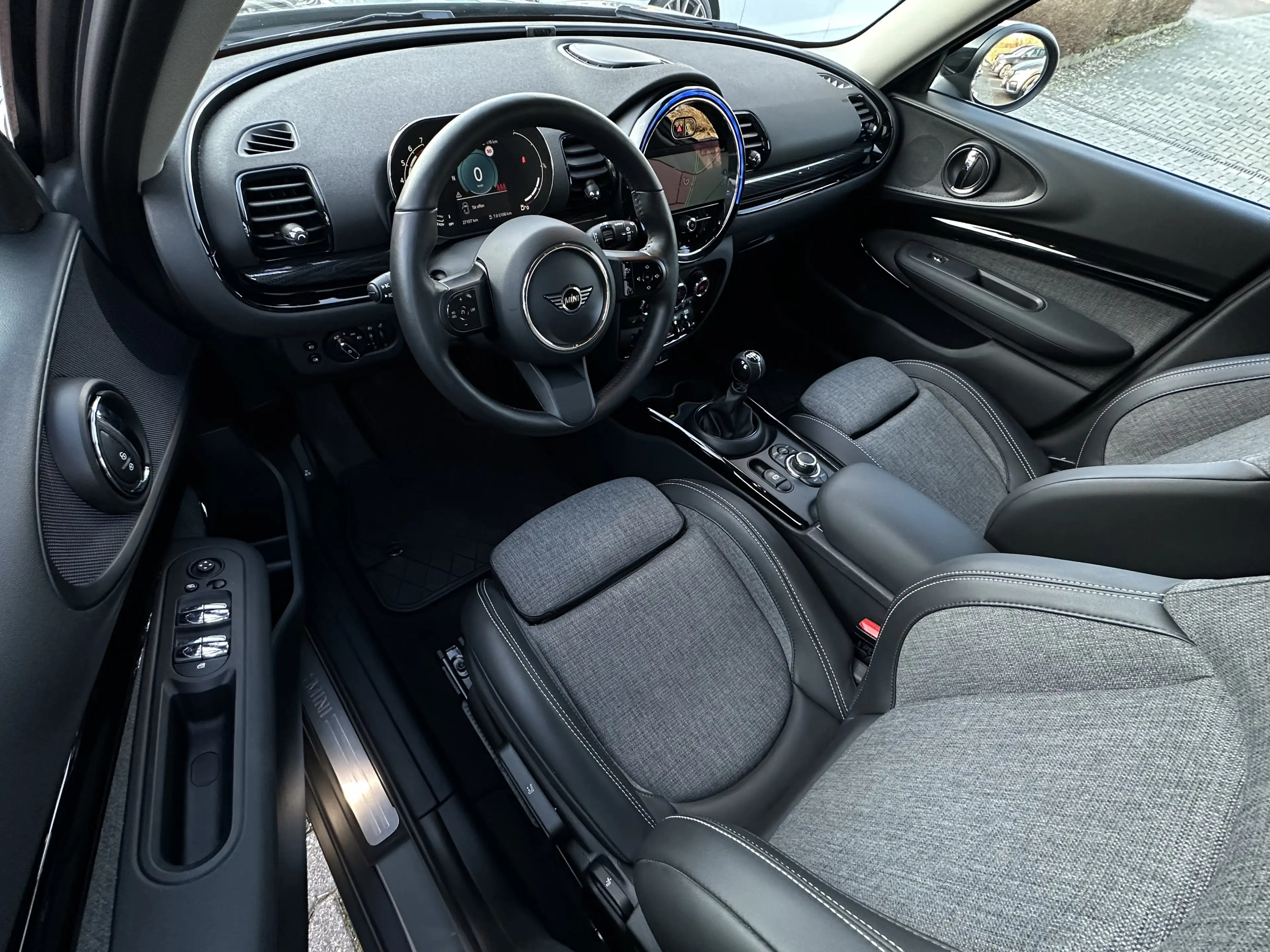 MINI Cooper Clubman 1.5 Classic Trim Navi CarPlay LED SHZ — photo 9