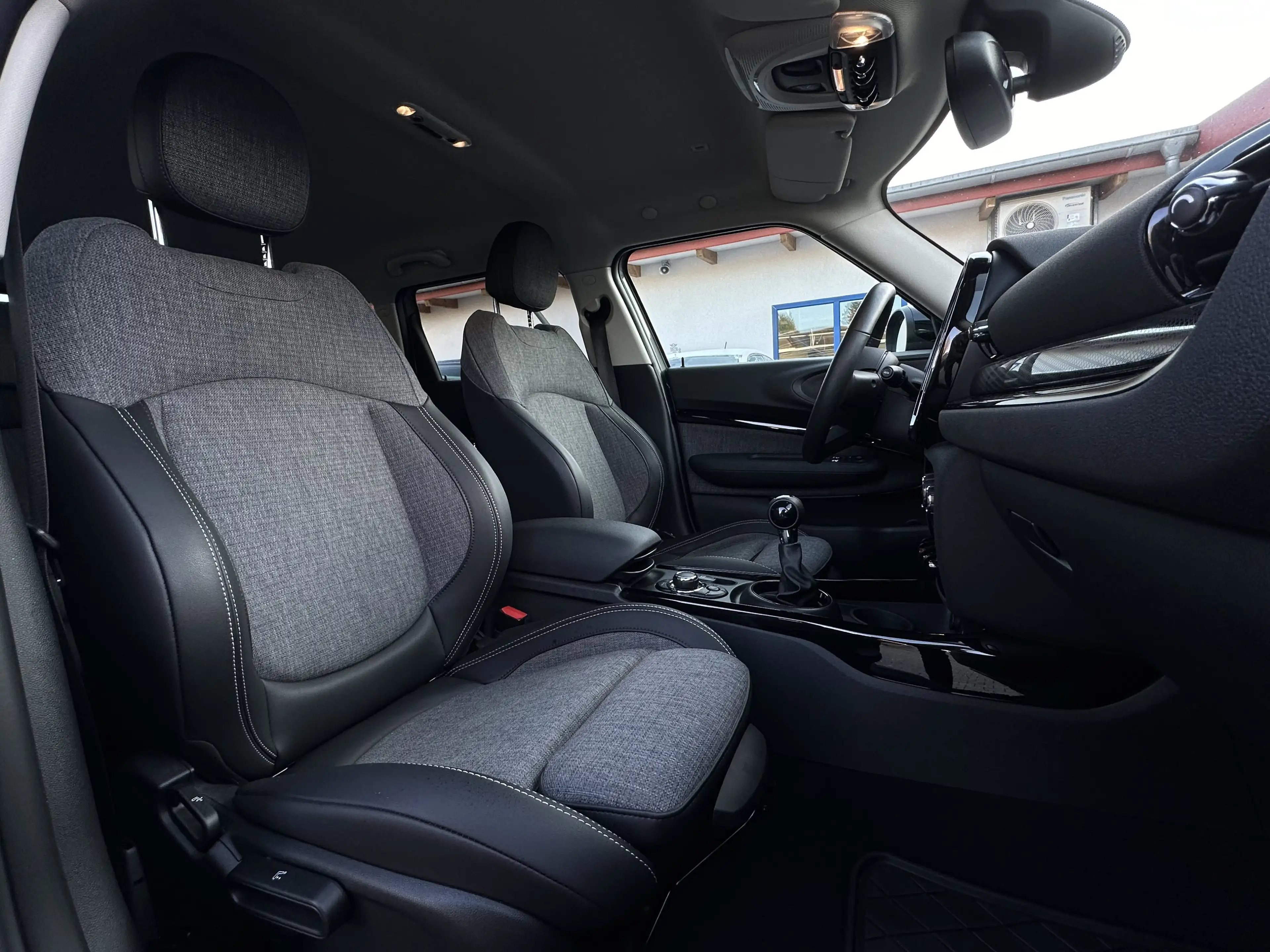 MINI Cooper Clubman 1.5 Classic Trim Navi CarPlay LED SHZ — photo 12
