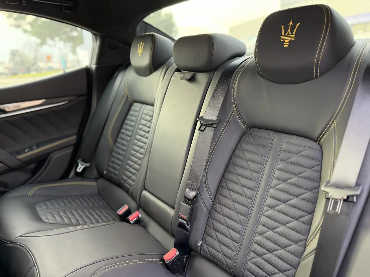 Maserati Ghibli снимка Maserati Ghibli