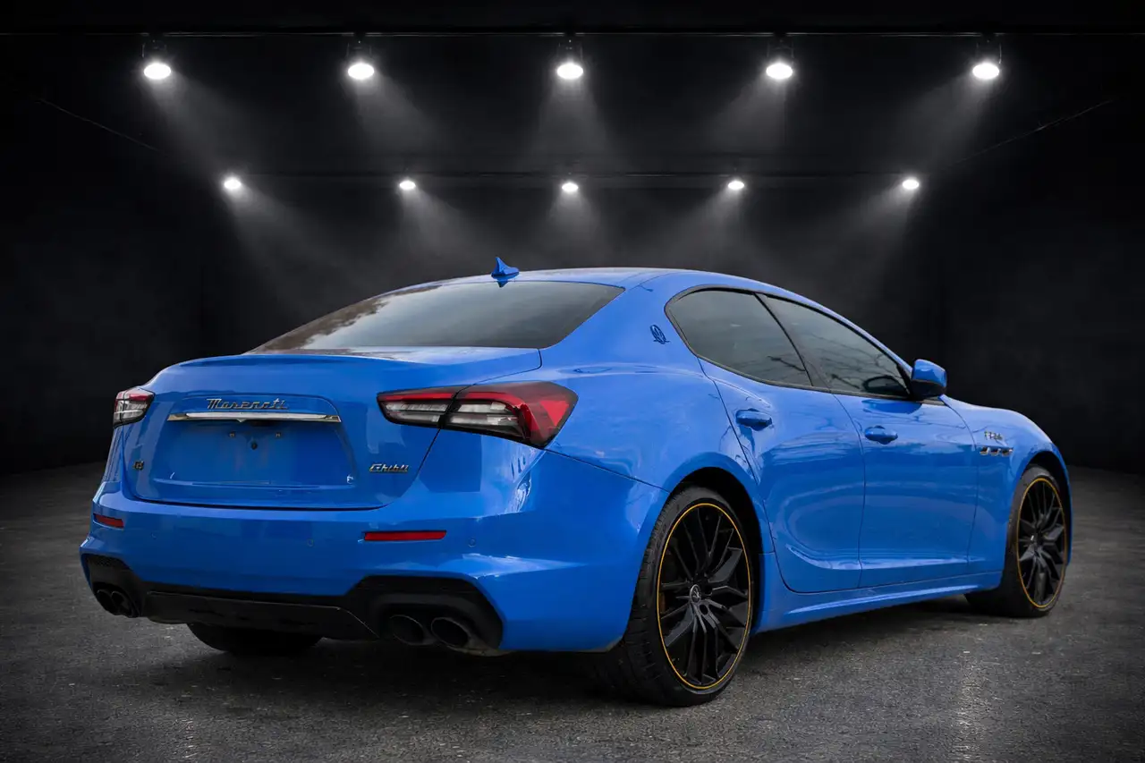 Maserati Ghibli снимка Maserati Ghibli