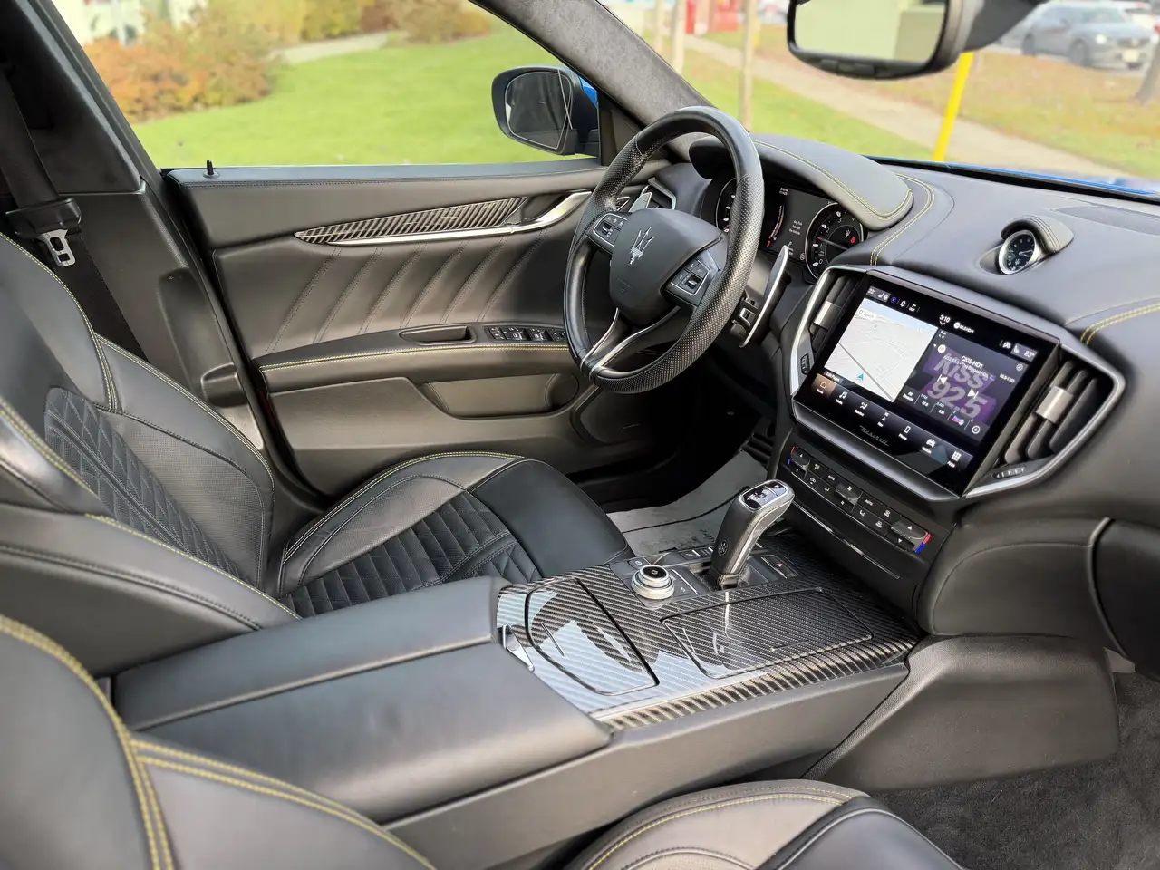 Maserati Ghibli снимка Maserati Ghibli