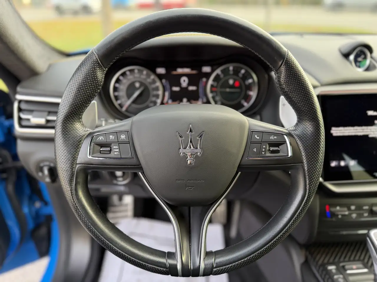 Maserati Ghibli снимка Maserati Ghibli