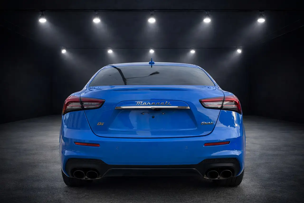 Maserati Ghibli снимка Maserati Ghibli