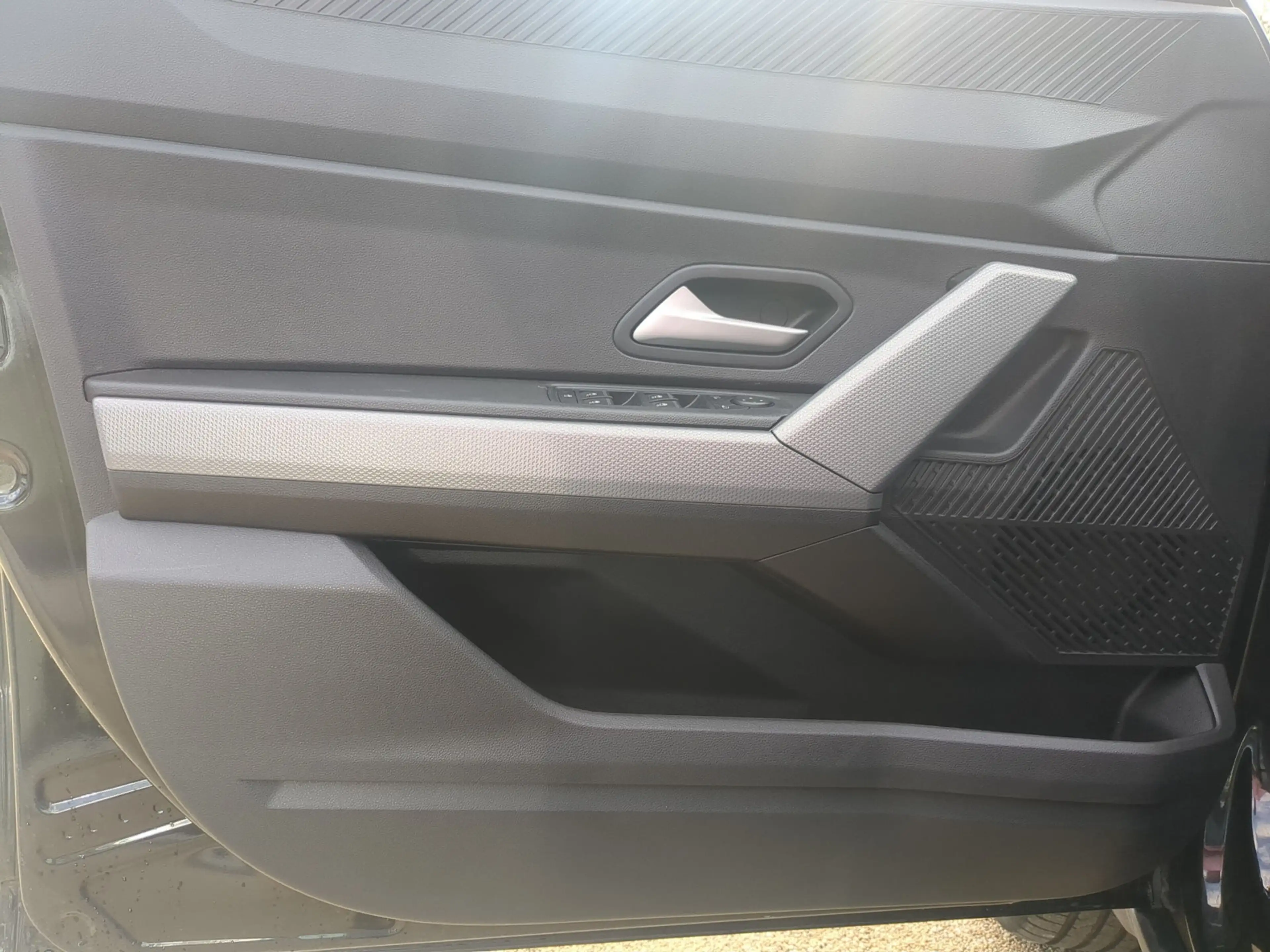 Dacia Duster TCe 140 Expression Navi+SHZ+LKHZ — photo 13