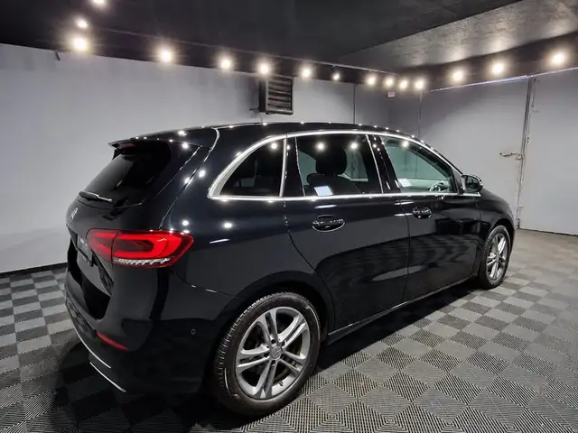 Mercedes-Benz B-Class view 4