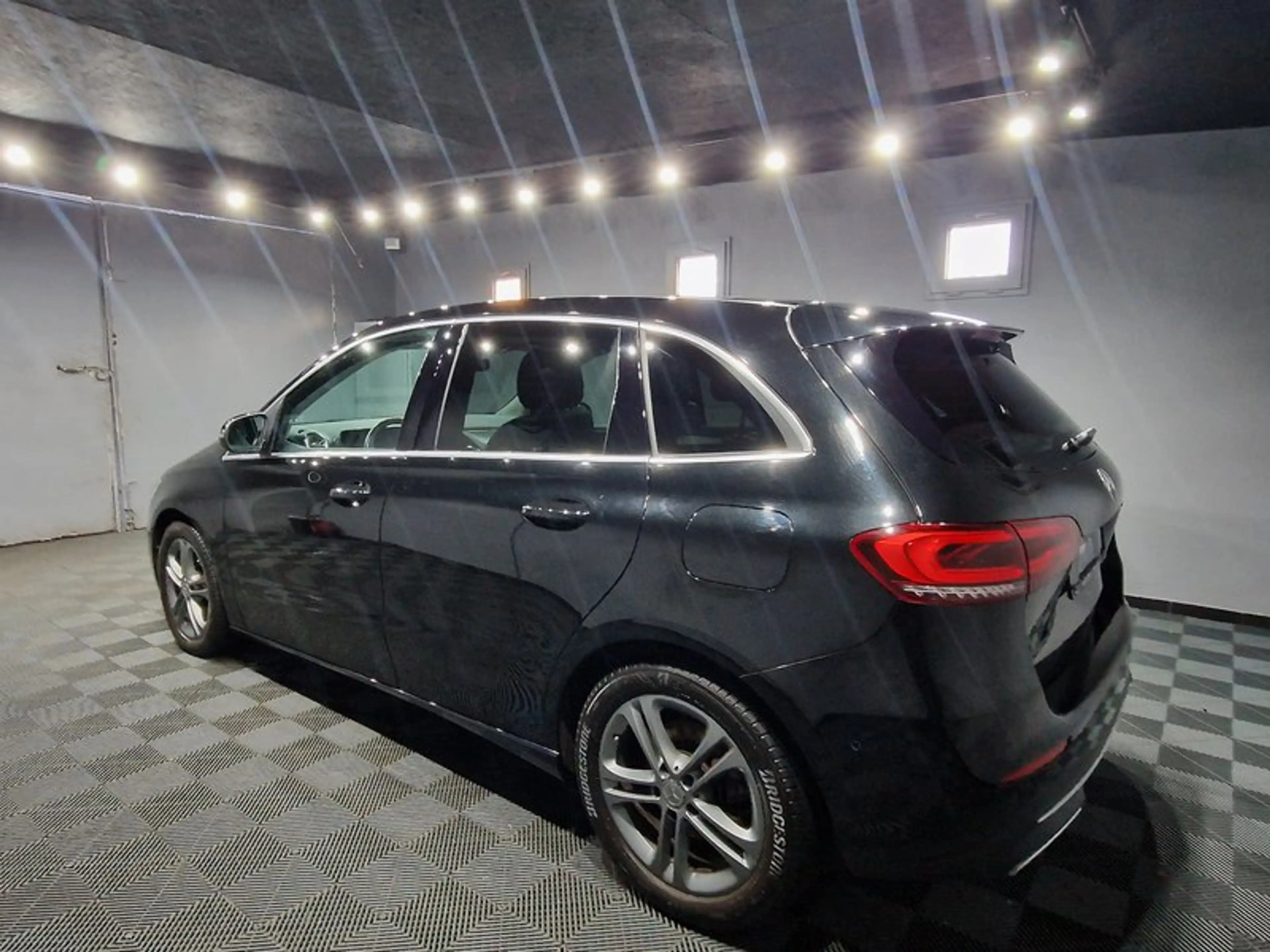 Mercedes-Benz B 220 4Matic Progressive |AUTOM|PANO|LEDER|LED — photo 3