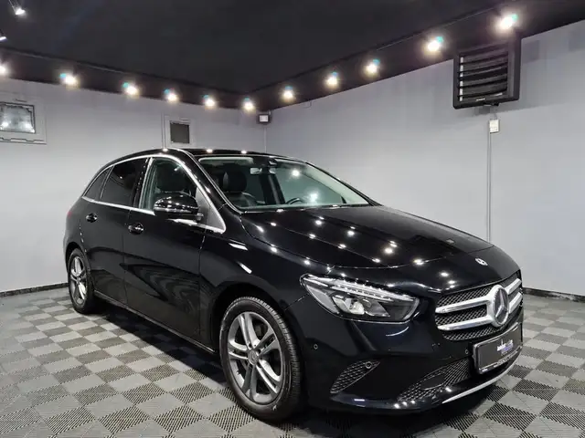 Mercedes-Benz B-Class view 2