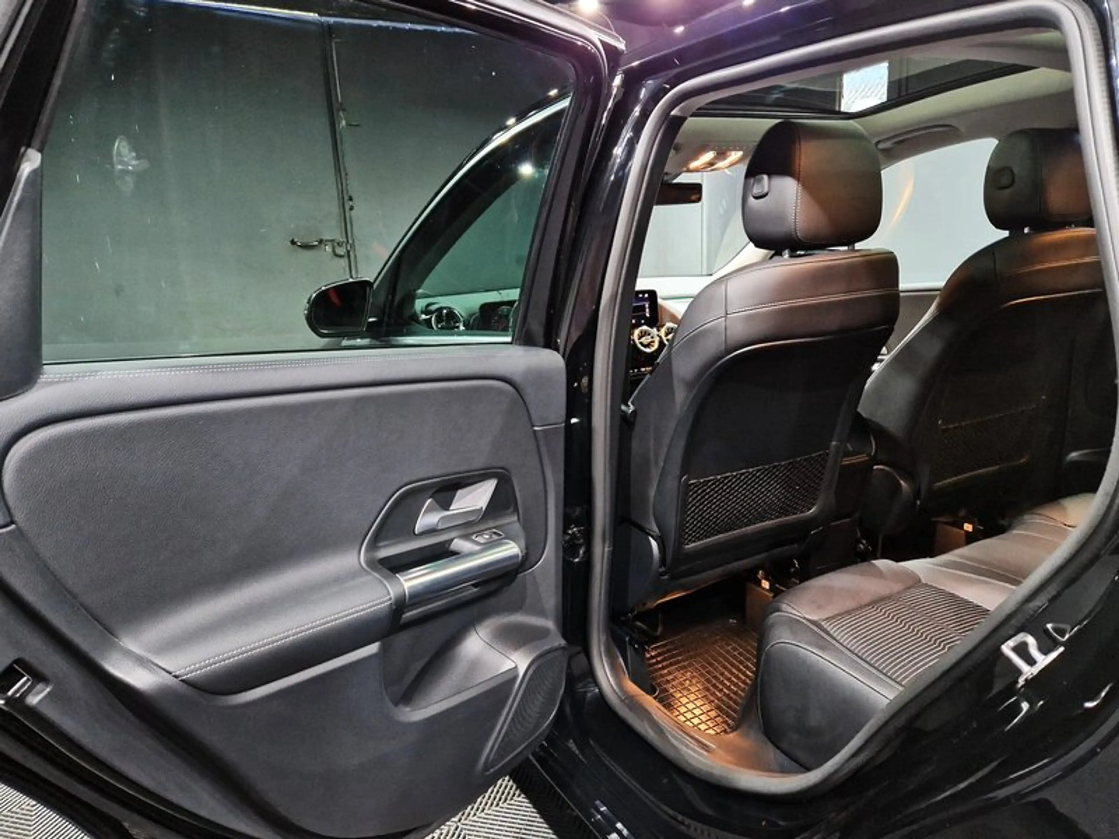 Mercedes-Benz B 220 4Matic Progressive |AUTOM|PANO|LEDER|LED — photo 9