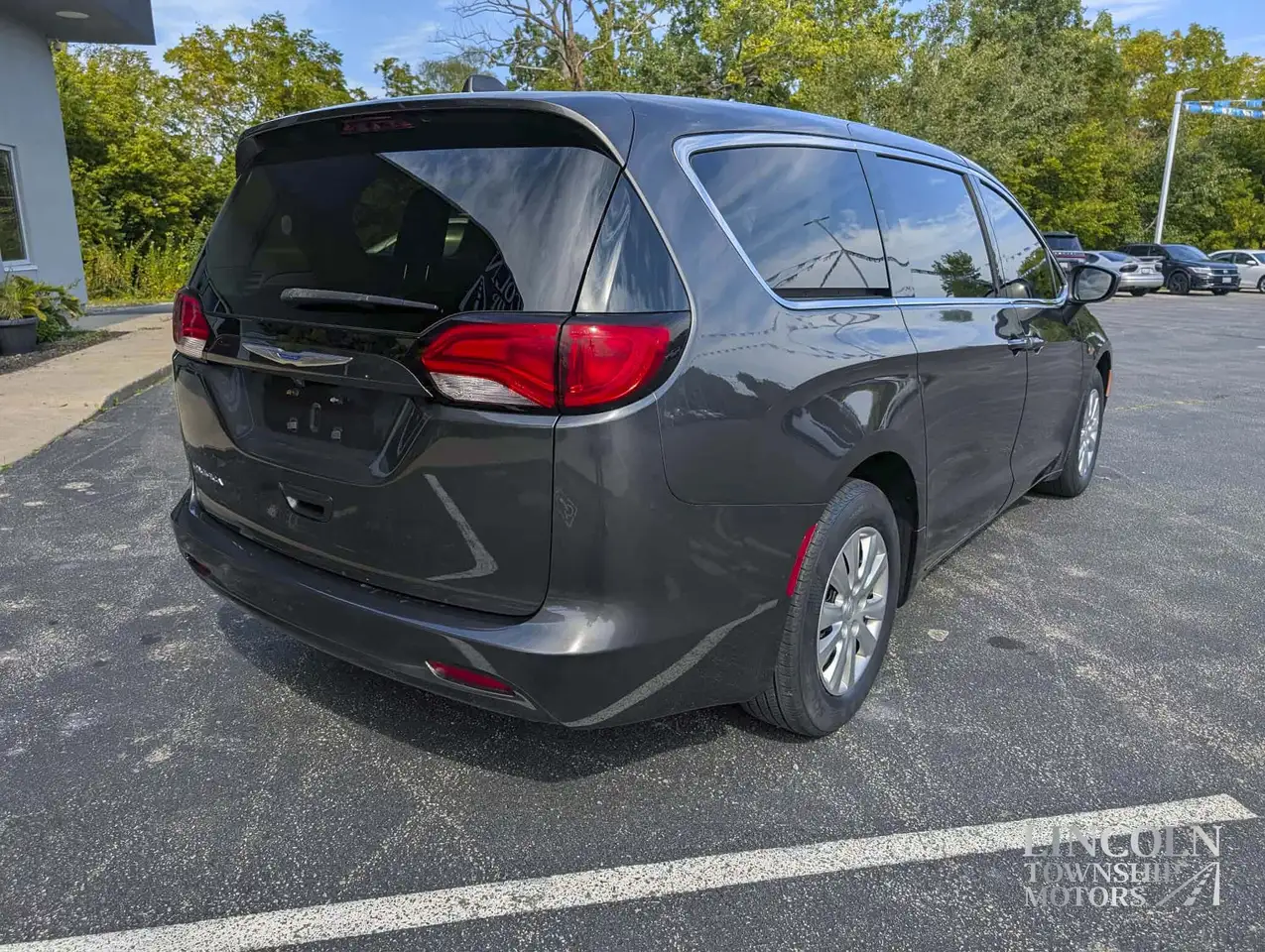 Chrysler Pacifica снимка Chrysler Pacifica