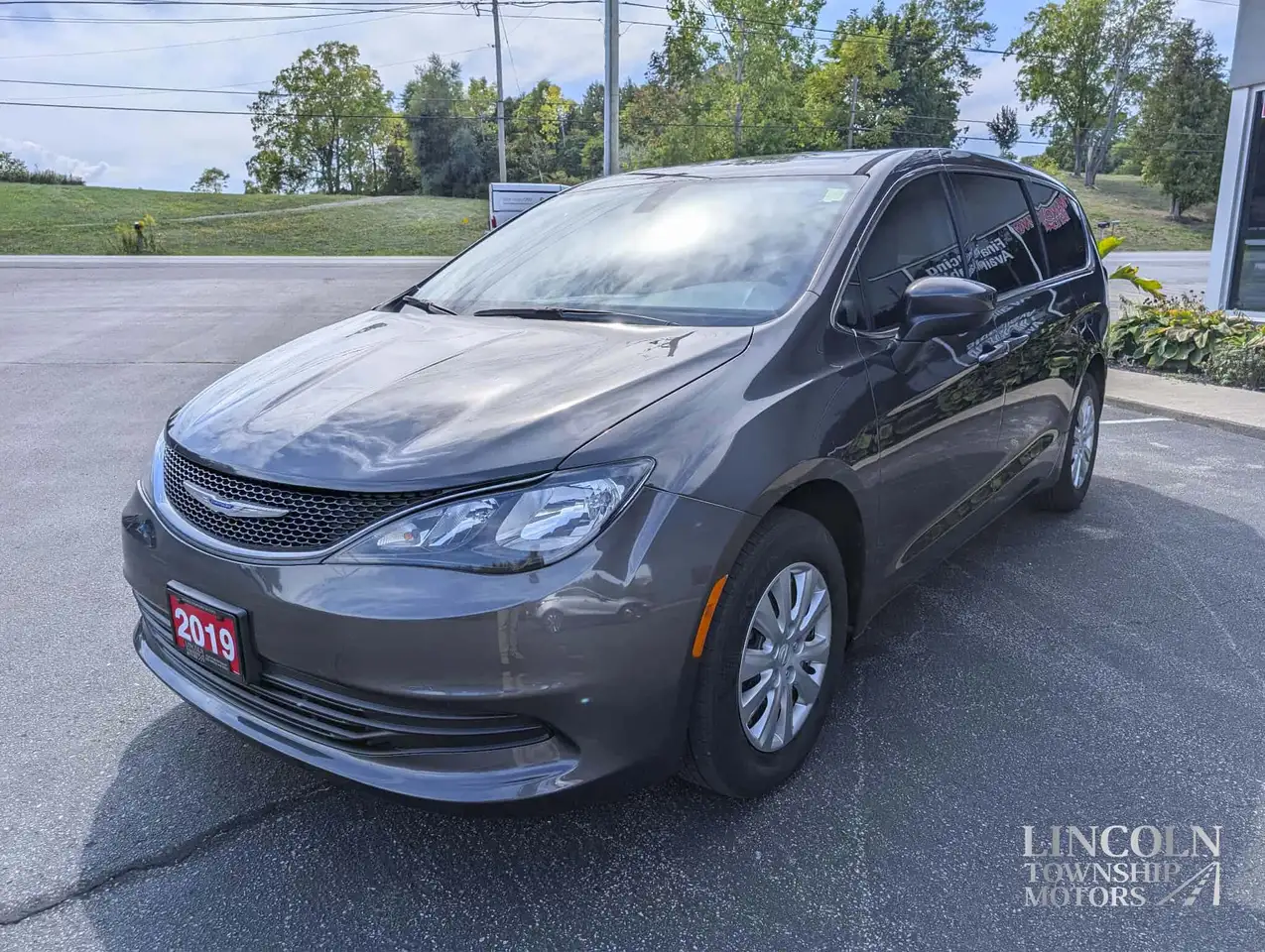 Chrysler Pacifica снимка Chrysler Pacifica