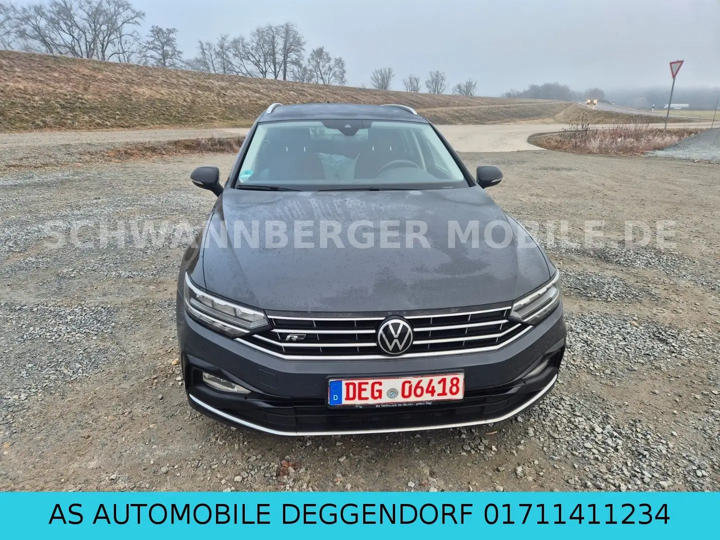 Volkswagen Passat Variant Business  R-Line-Paket Exterieur Grau - 1