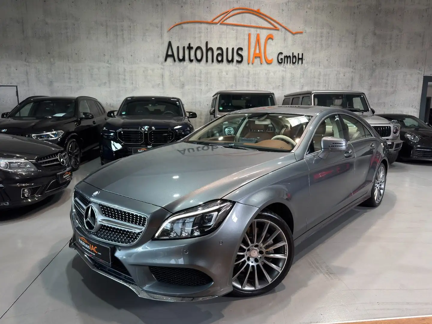 Mercedes-Benz CLS 400 /4Matic/PANO/LED/MEMORY/DESIGNO/360* Grau - 1
