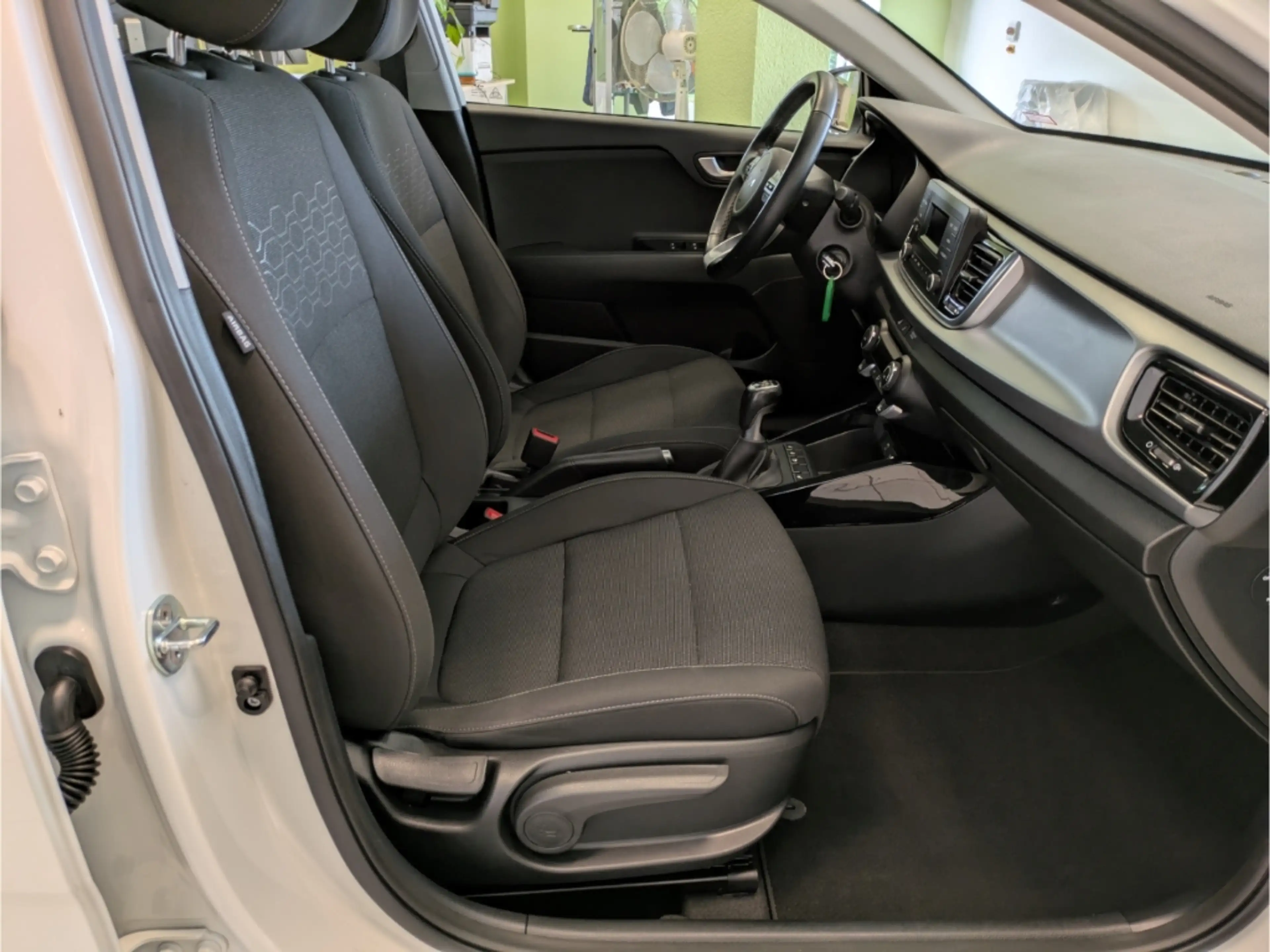 Kia Rio Vision 1.0T VISION+Einparkhilfe hinten+Lenkrad hei — photo 9