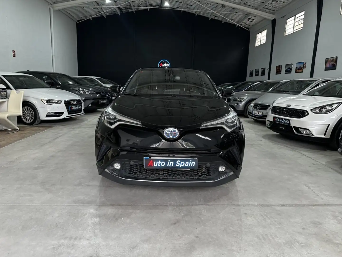 Toyota C-HR 125H Dynamic Plus Noir - 2