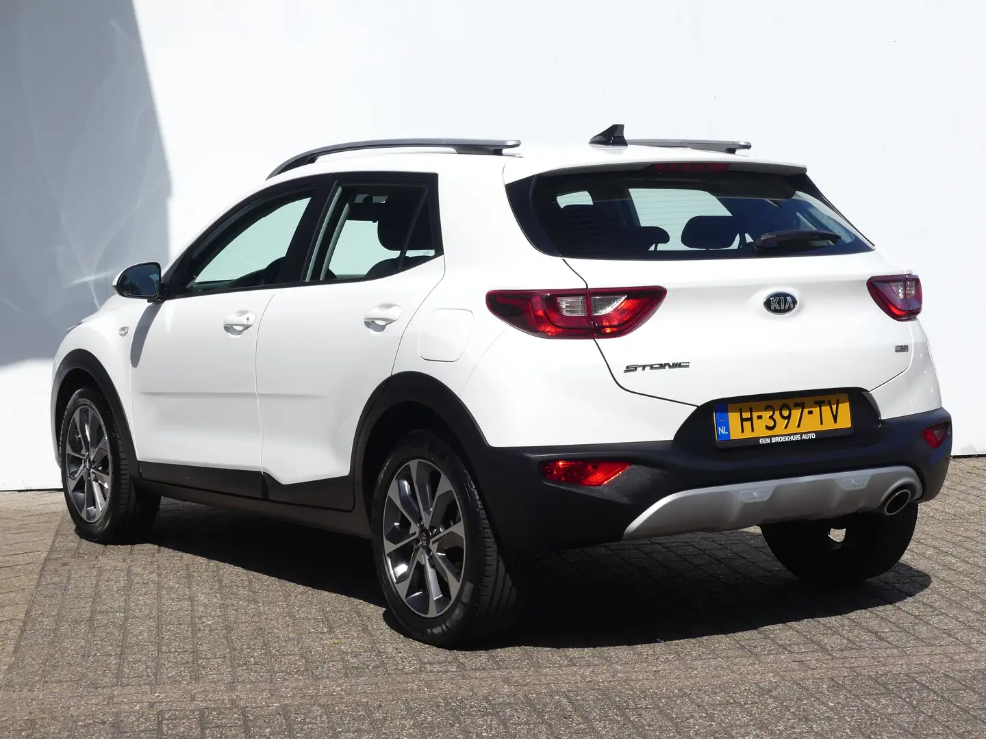 Kia Stonic 1.0 T-GDi 100PK DynamicLine | NAVI | 17'' LMV | CA Blanco - 2