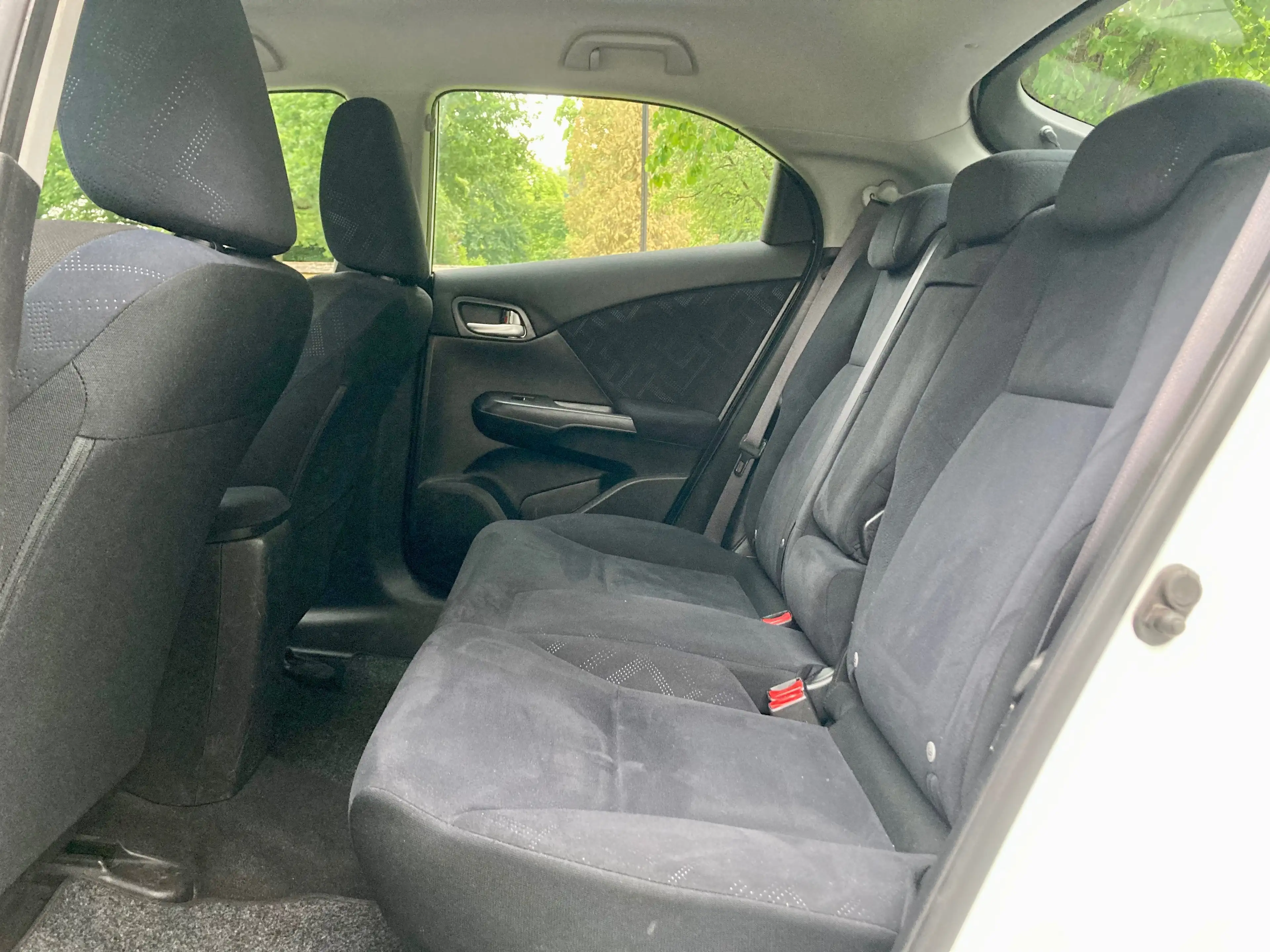Honda Civic 1,6iDTEC Sport — photo 11