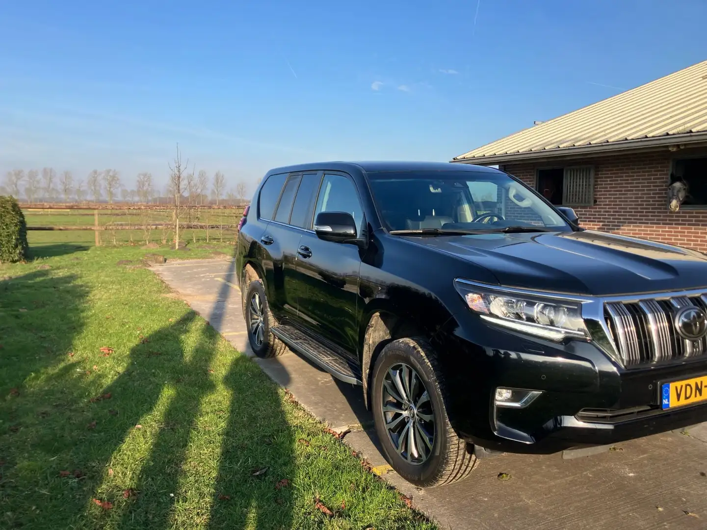 Toyota Land Cruiser 2.8 D-4D Automatik prow. van Zwart - 2