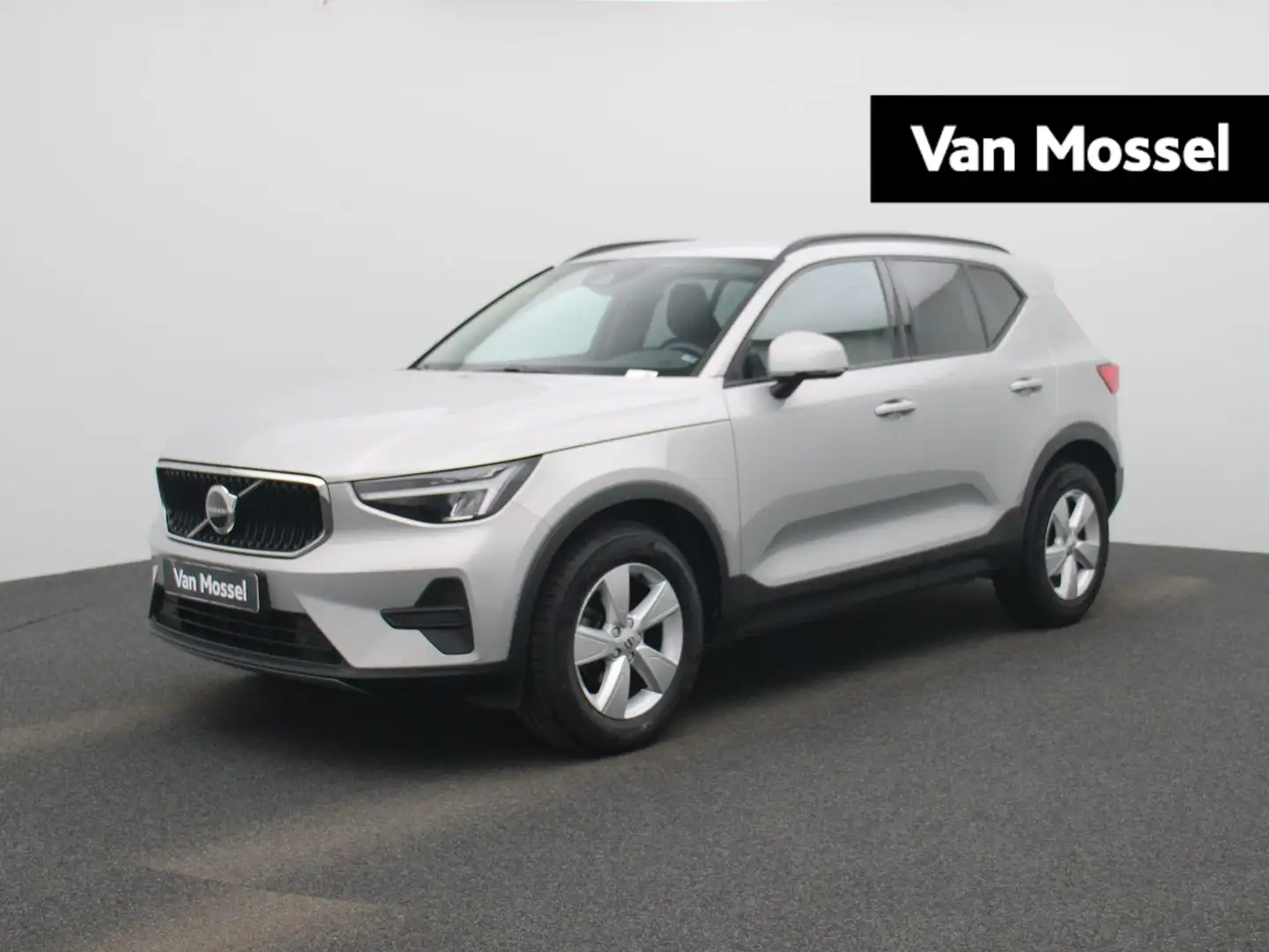 Volvo XC40 1.5 T2 Essential | AUTOMAAT | NAVIGATIE | CAMERA | Grigio - 1