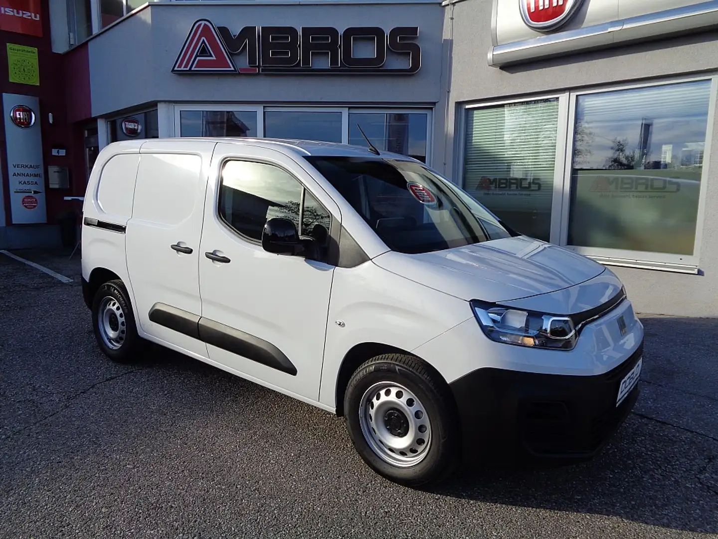 Fiat Doblo Doblo eDoblo Electric KW M erh. Nutzlast 50 kWh... Weiß - 1