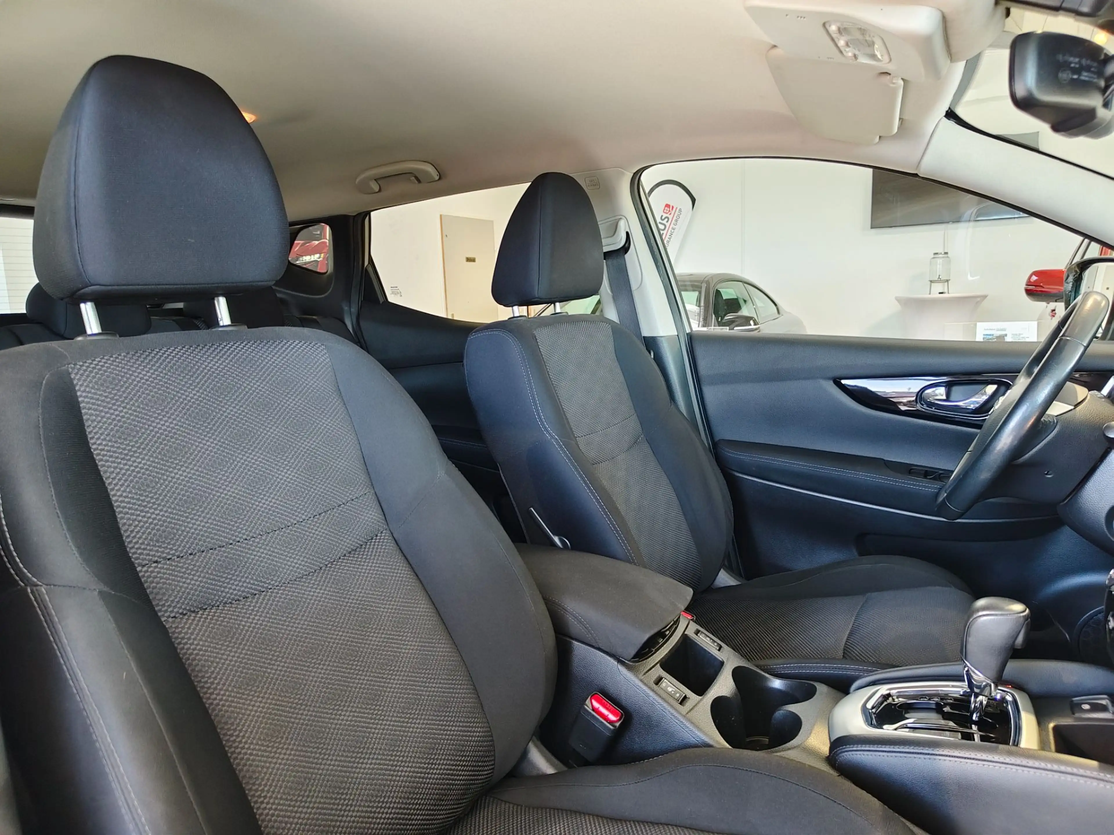 Nissan Qashqai 1,6 dCi N-Connecta Aut. — photo 14