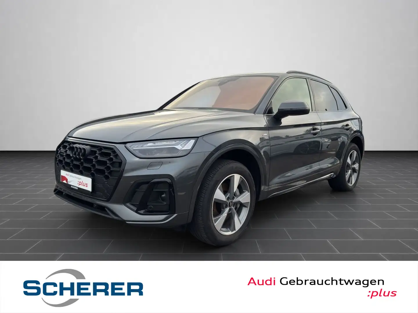 Audi Q5 55TFIe S line MATRIX NAVI+ RFK AHK EPH Grau - 1