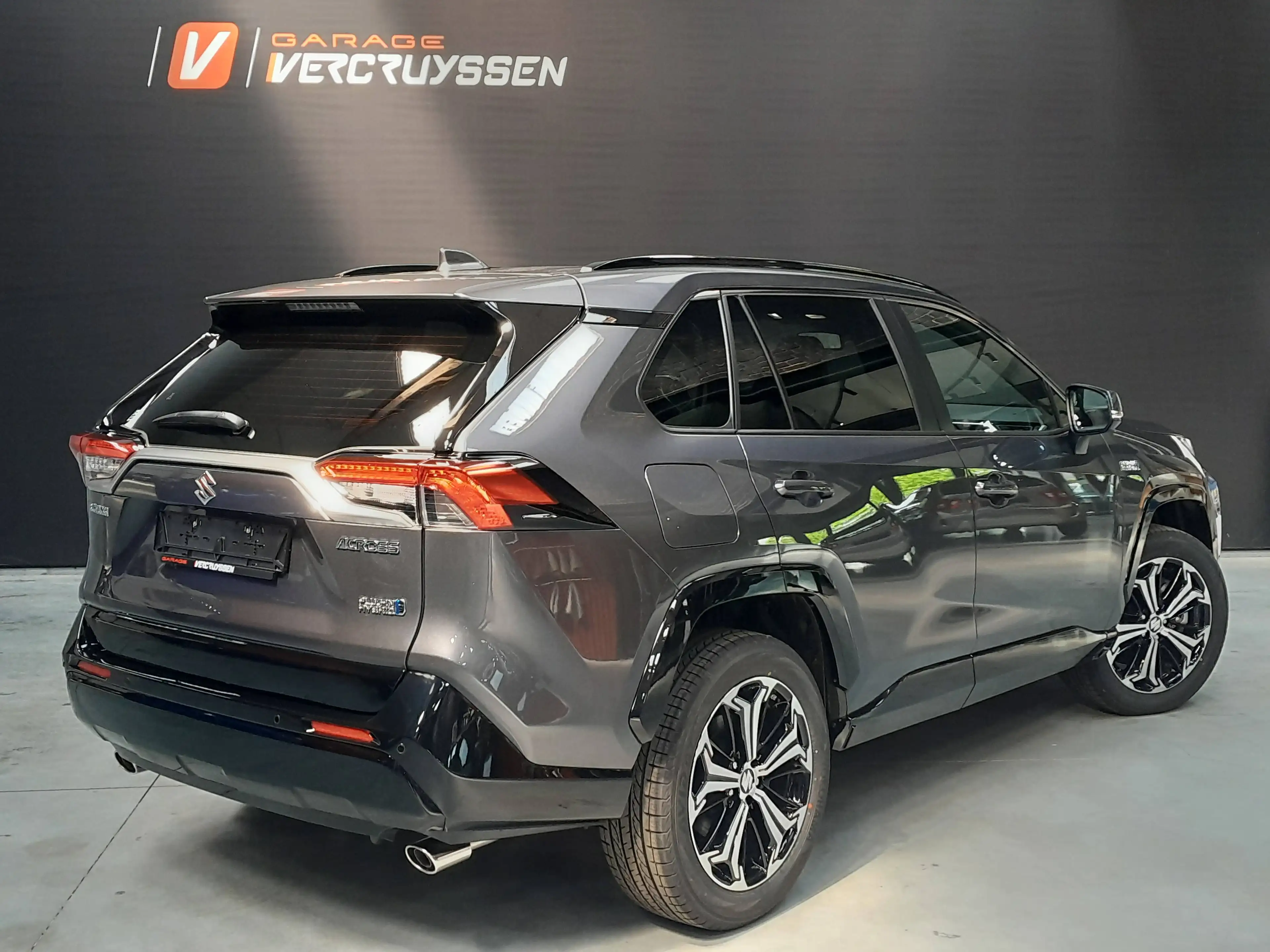 Suzuki Across Across PHEV 2.5i i-AWD GLX (MY23) GLX — photo 6