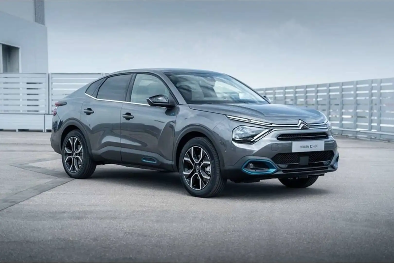 Citroen C4 X 136 PK | Shine Pack | Pano. dak | Camera | Dode... Gris - 1