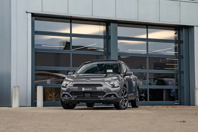 Citroen C4 X 136 PK | Shine Pack | Pano. dak | Camera | Dode...