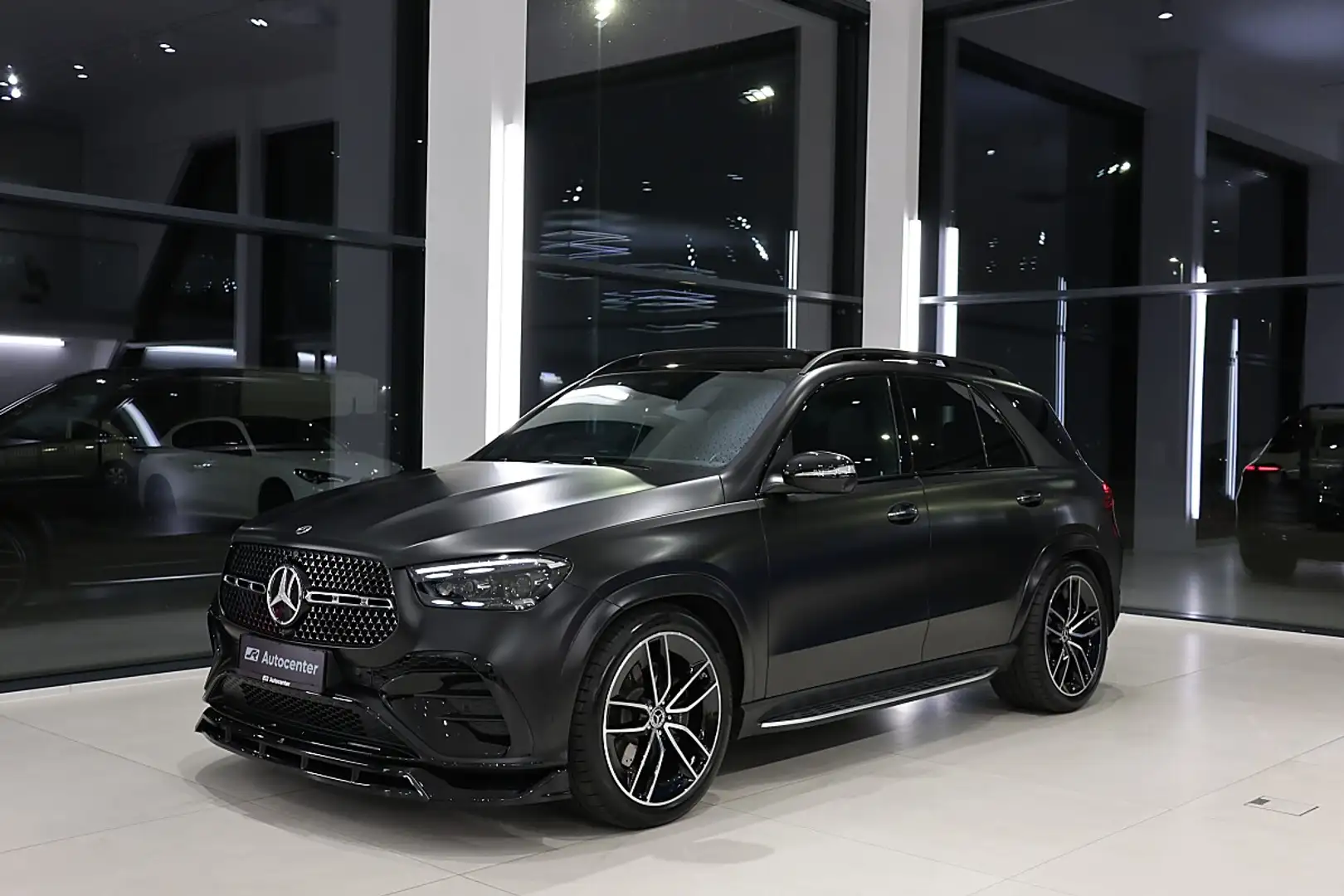 Mercedes-Benz GLE 300 d AMG Line 4Matic * 7 Sitzer * Blau - 1