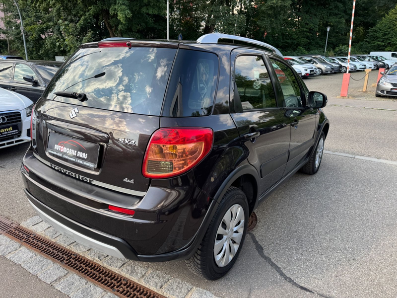 Suzuki SX4 1.6 Comfort 16V KAT 4X4 1HAND Tüvneu navi — photo 8