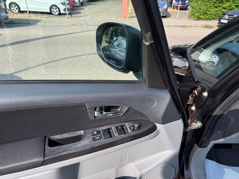 Suzuki SX4 1.6 Comfort 16V KAT 4X4 1HAND Tüvneu navi — photo 10