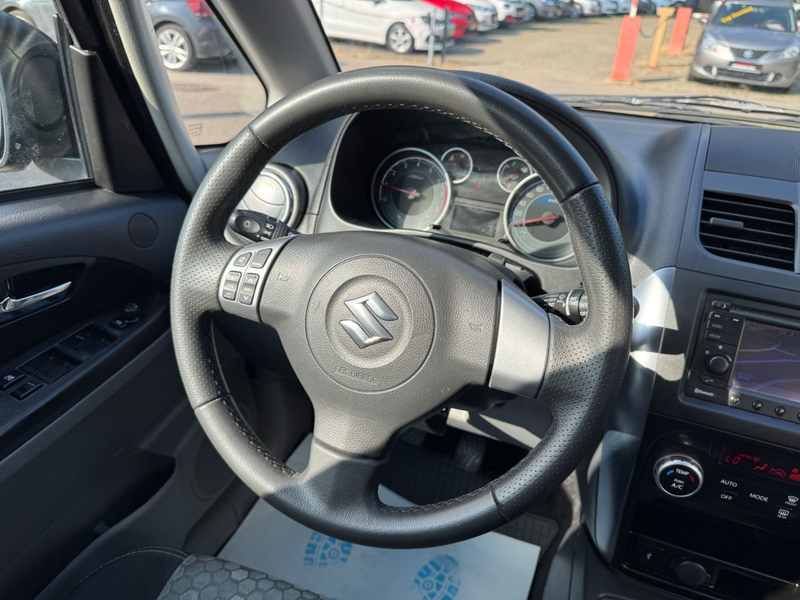 Suzuki SX4 1.6 Comfort 16V KAT 4X4 1HAND Tüvneu navi — photo 21