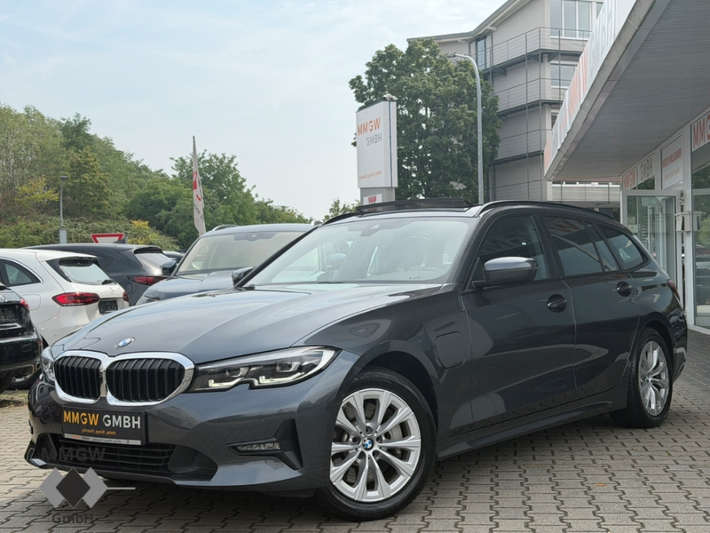 BMW 330 e Advantage Touring ParkAssist/Pano/Navi/Digitales — photo 8