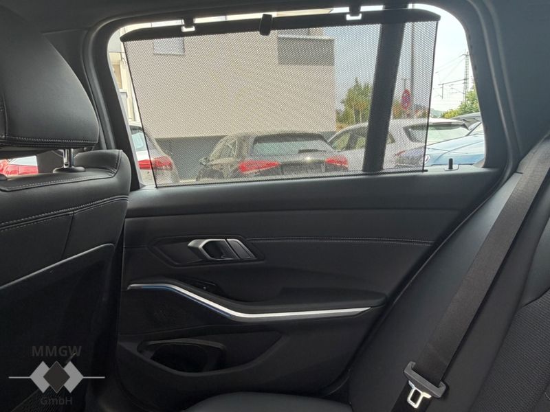 BMW 330 e Advantage Touring ParkAssist/Pano/Navi/Digitales — photo 15