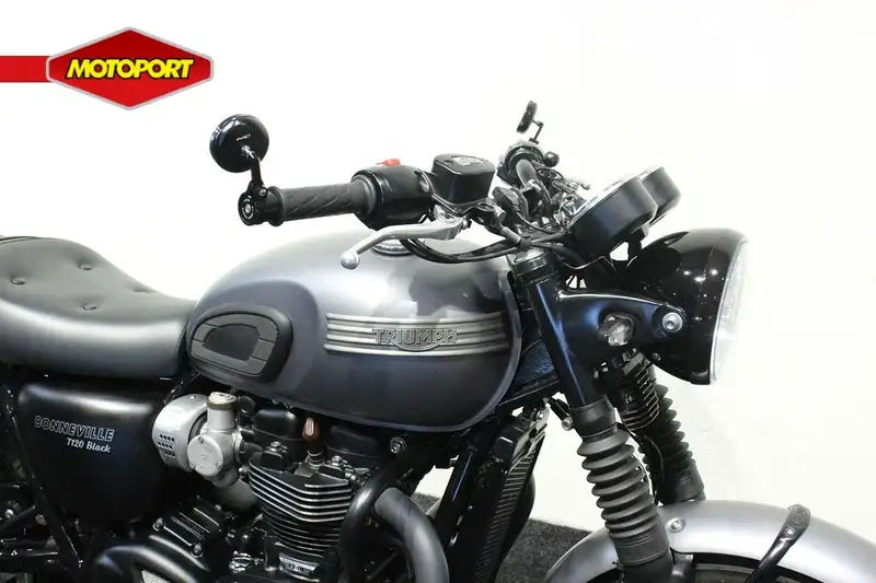 Triumph Bonneville T120 - foto 5