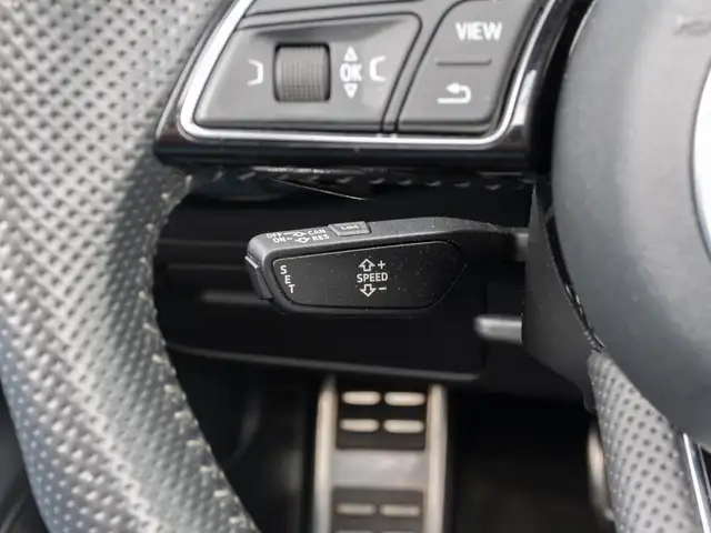 Audi RS4 view 30