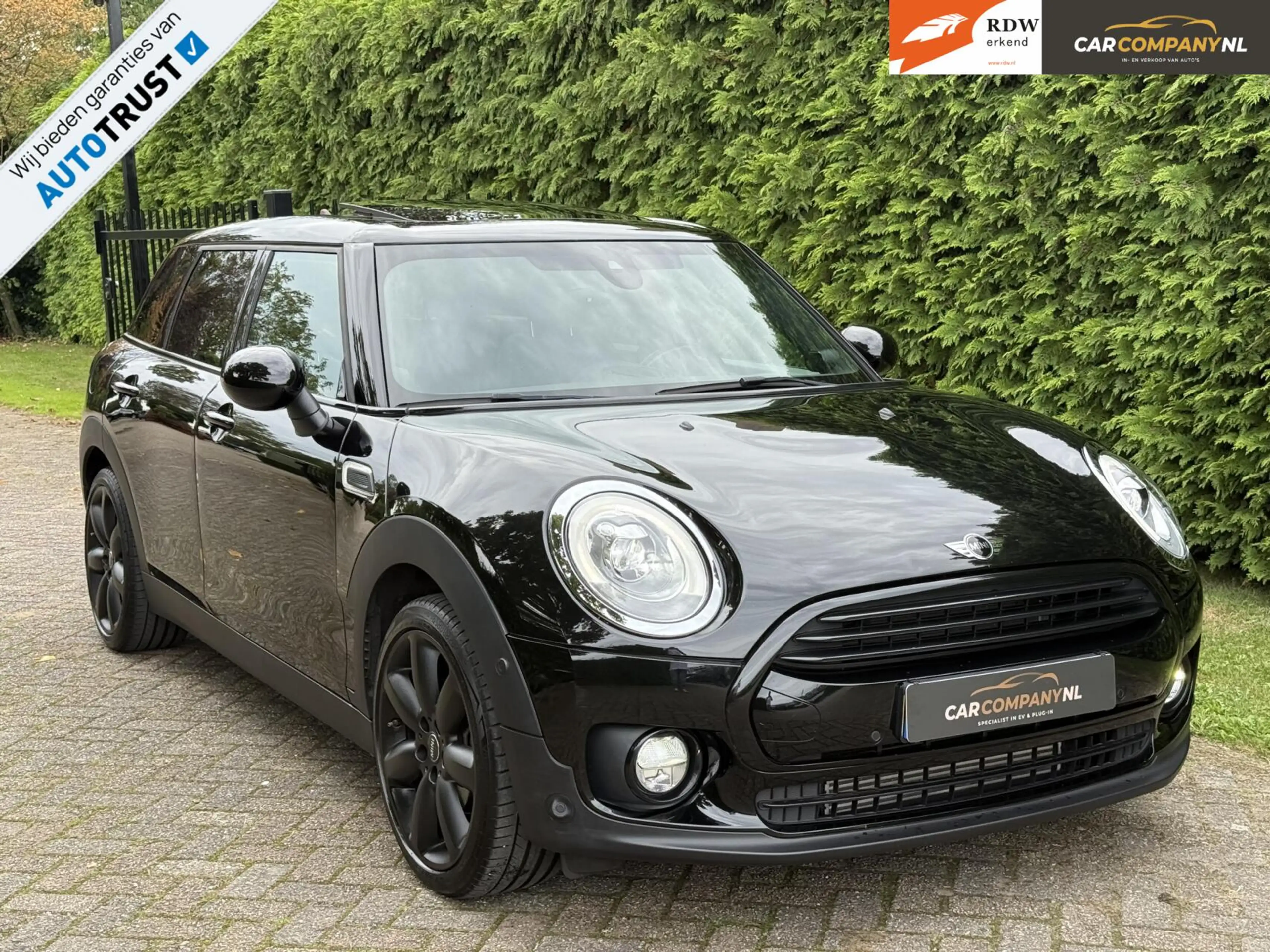 MINI Cooper Clubman AUT|Black- on- black|Pano dak|H/K Audio — photo 2