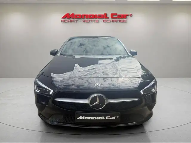 Mercedes-Benz Cla view 3