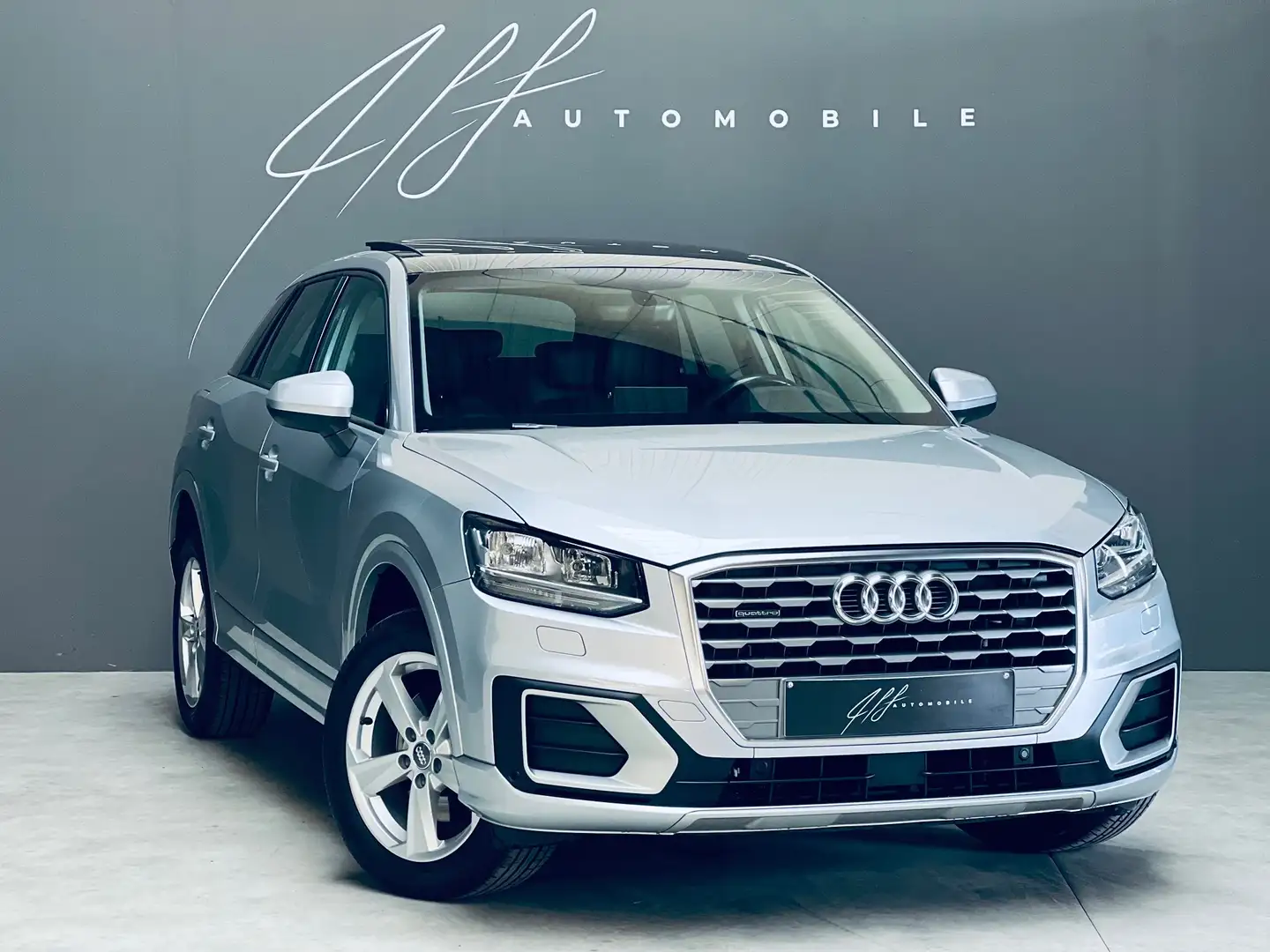Audi Q2 2.0 TDi Quattro **AUTOMATIQUE**TOIT OUVRANT** Argent - 1