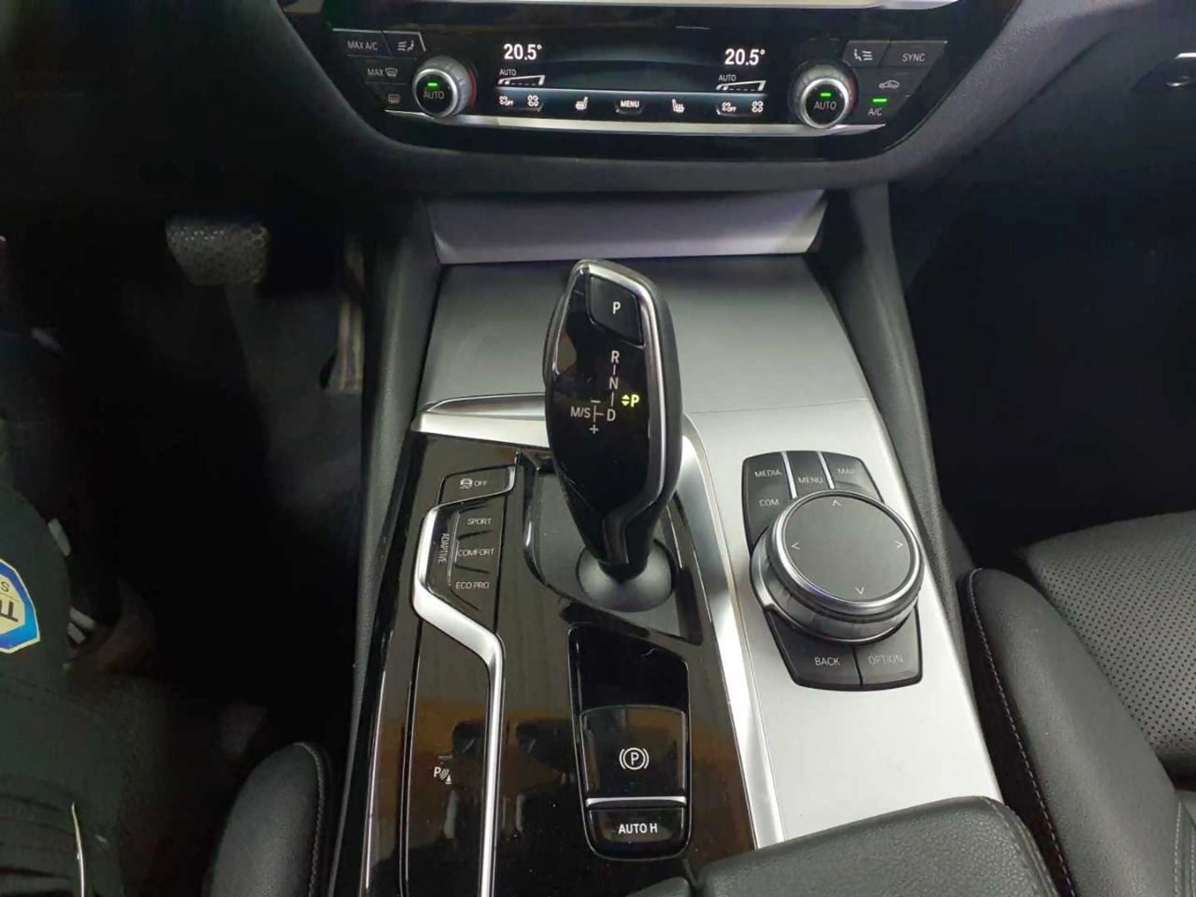 BMW 530 530d Touring Aut. Navi Leder SHZ — photo 10
