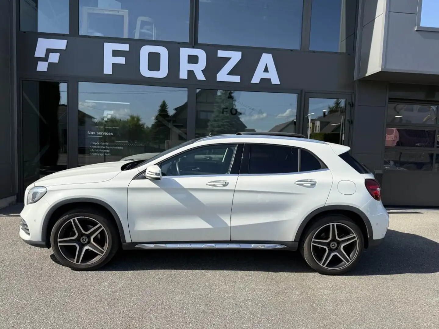 Mercedes-Benz GLA 200 GLA 200 - BM X156 Fascination Blanc - 2