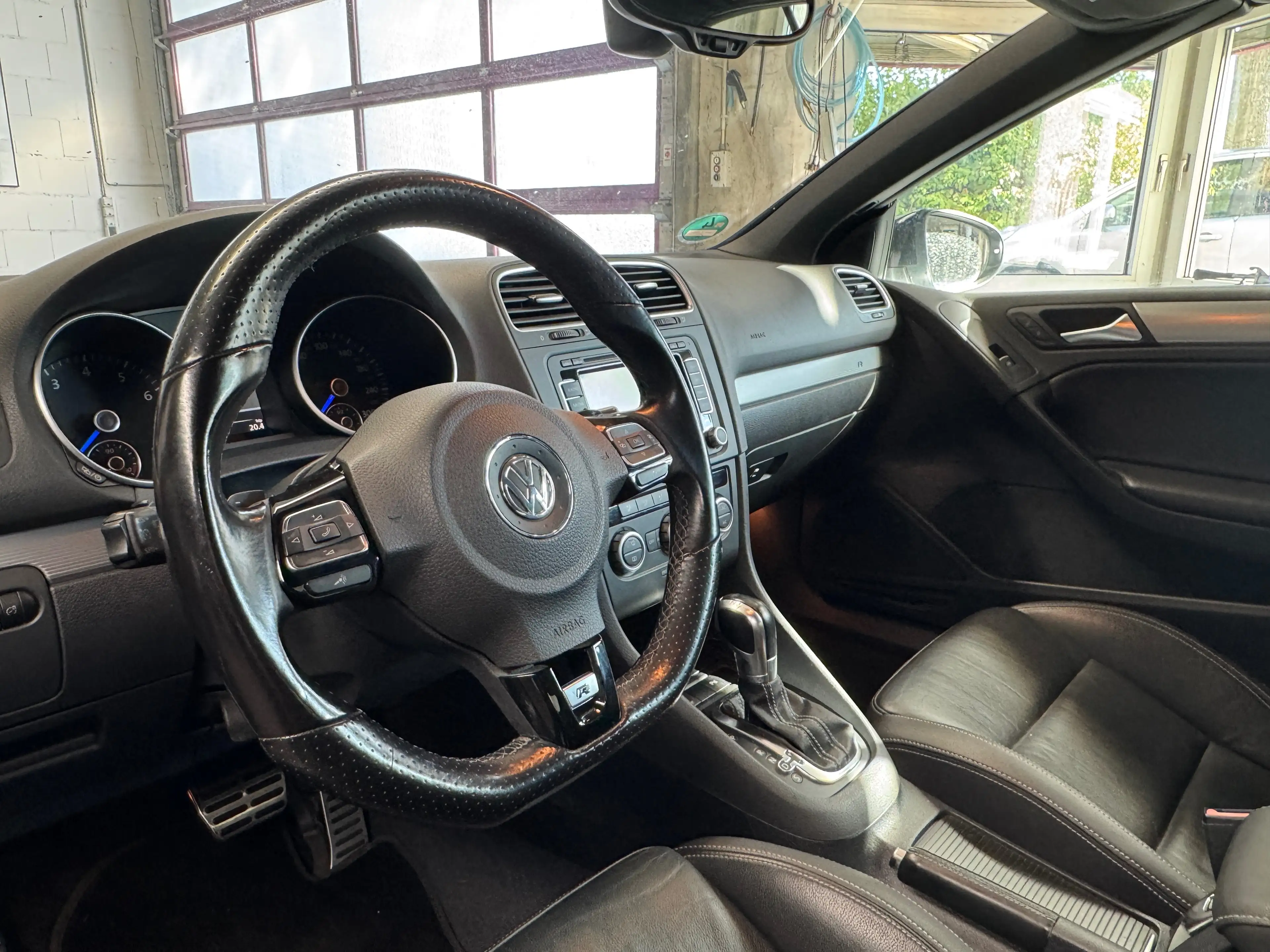 Volkswagen Golf Cabriolet R DSG Motor erst 20Tkm ! Bi Xenon Leder — photo 12